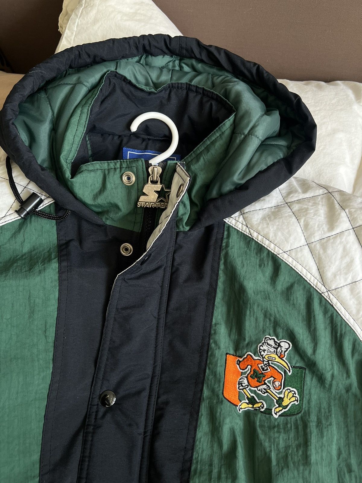 Starter × Vintage Starter Miami University Hurricanes Bomber Jacket Size US M / EU 48-50 / 2 - 7 Thumbnail