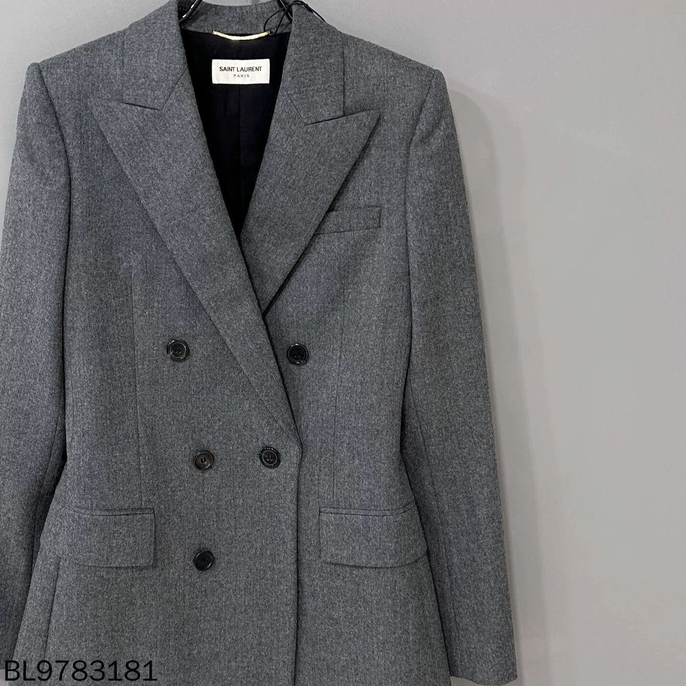Saint Laurent Paris Saint Laurent Gray Peak Lapel Blazer Size XS / US 0-2 / IT 36-38 - 1 Thumbnail