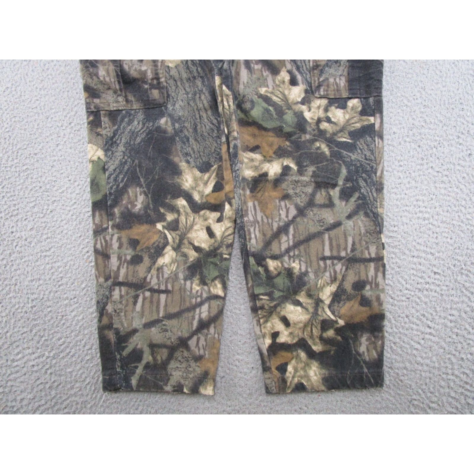 Vintage VTG Mossy Oak Camo Cargo Pants Men’s Large 30x30 Made In USA Forest Floor 90s Mens Pants Camouflage Cargo Pocket Straight Flat Front Cotton Canvas USA Size US 33 - 3 Thumbnail