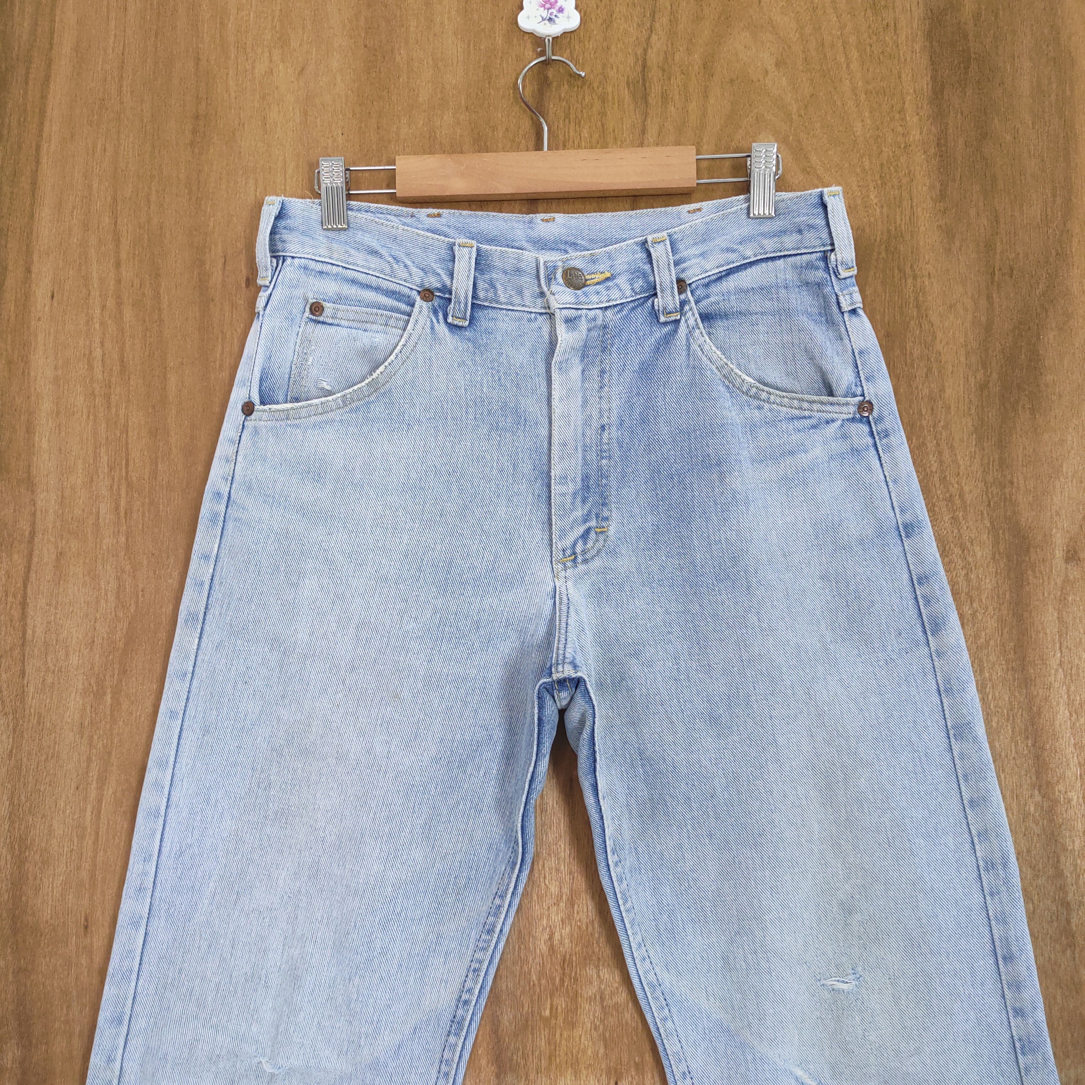 Vintage VINTAGE LEE USA LIGHT BLUE DISTRESSED JEANS PANTS Size US 32 / EU 48 - 4 Thumbnail