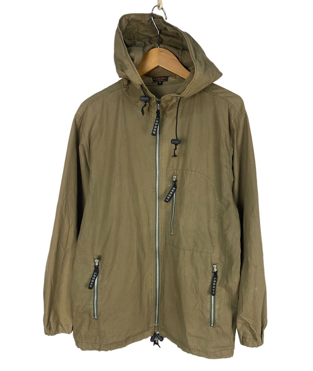 Softshell Jacket Cyclone Jacket White Tactical Jacket Ladakh