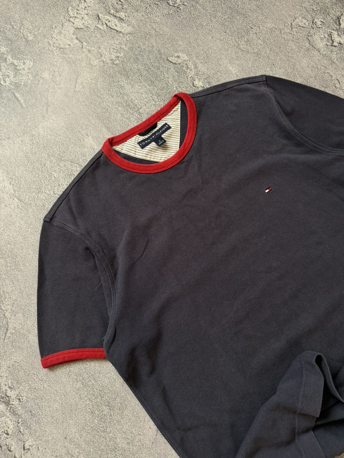 Tommy Hilfiger × Vintage Tommy Hilfiger M vintage faded tee T-shirt polo Size US M / EU 48-50 / 2 - 2 Thumbnail