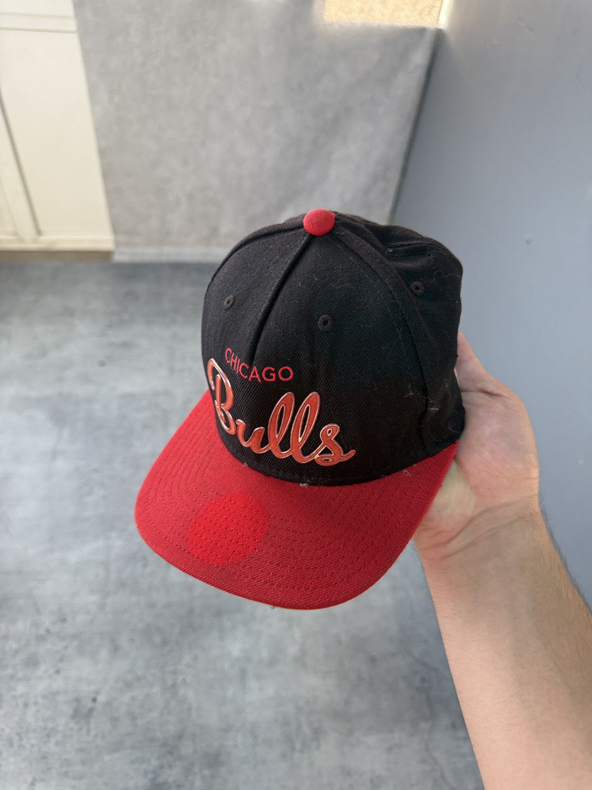 NBA Vintage 90s NBA Chicago Bulls Spell Out Snapback Hat Size ONE SIZE - 6 Thumbnail