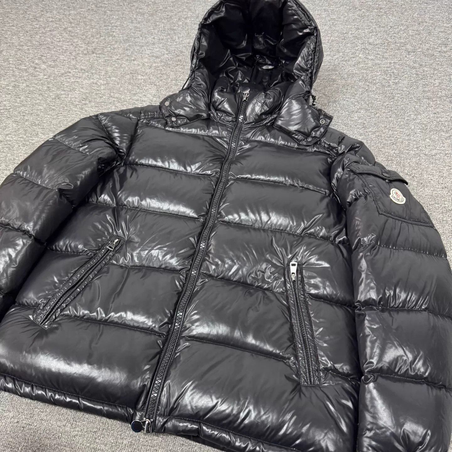 Moncler Moncler Maya Hooded Puffer Logo Sleeve US4 99New Size S / US 4 / IT 40 - 3 Thumbnail