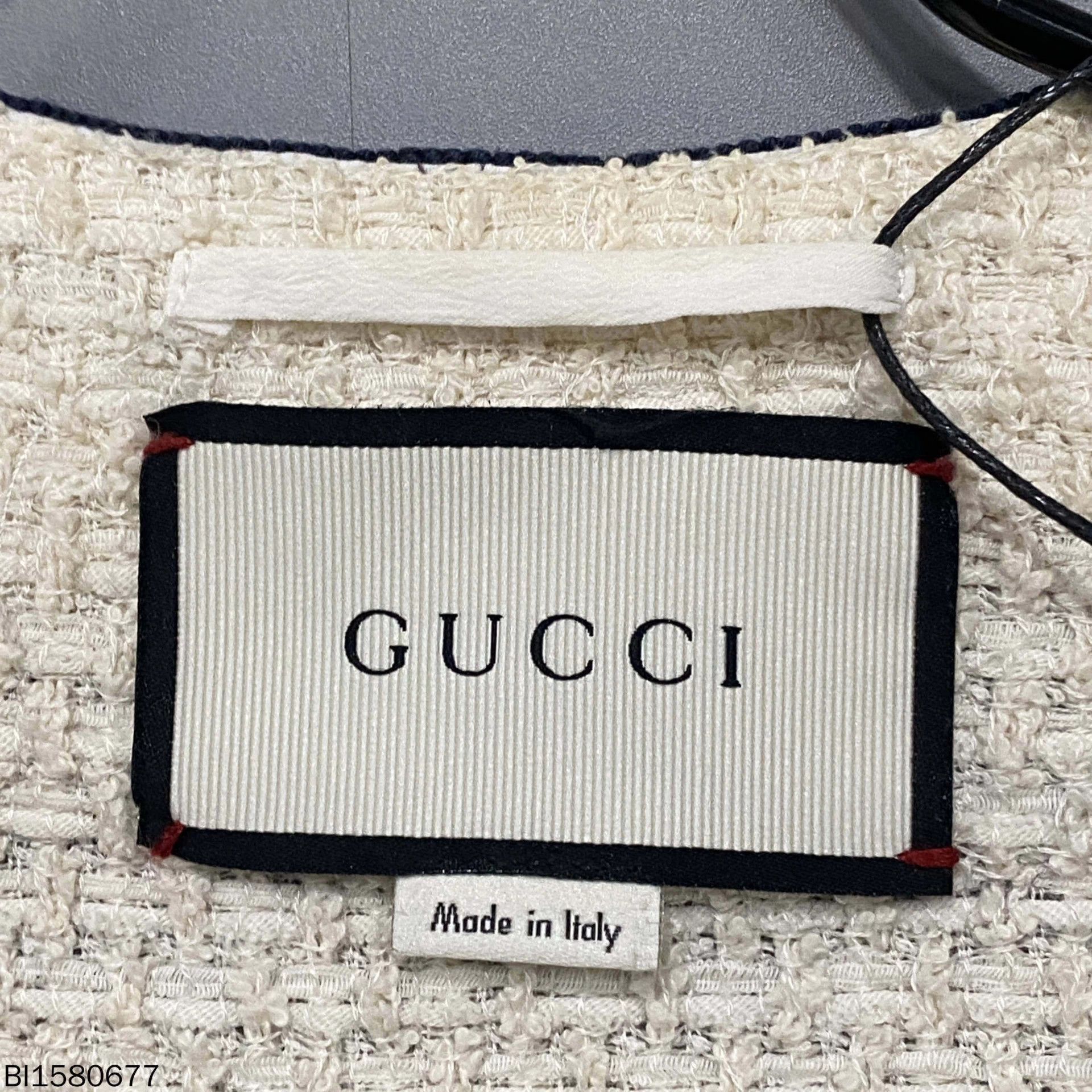 Gucci GUCCI 38W 98 New Heavy Stripe Crystal Button Cardi Size XS / US 0-2 / IT 36-38 - 4 Thumbnail