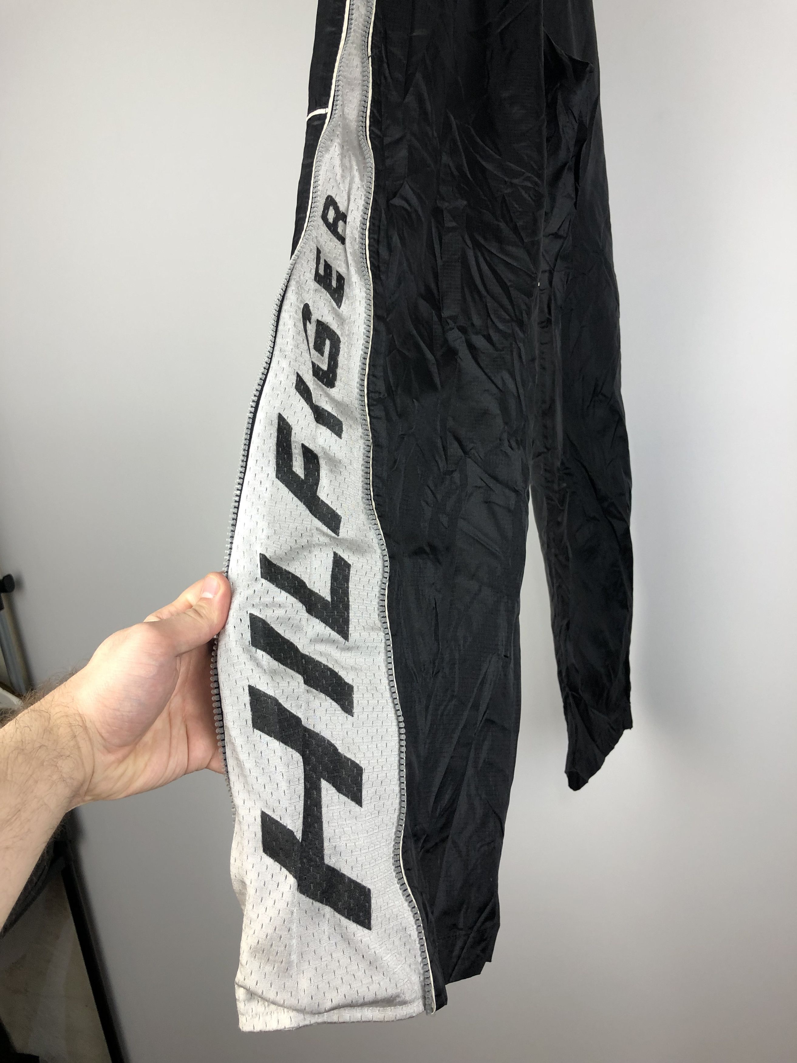 Tommy Hilfiger Tommy Hilfiger Athletic Drill Pants Black size M Size US 30 / EU 46 - 2 Thumbnail