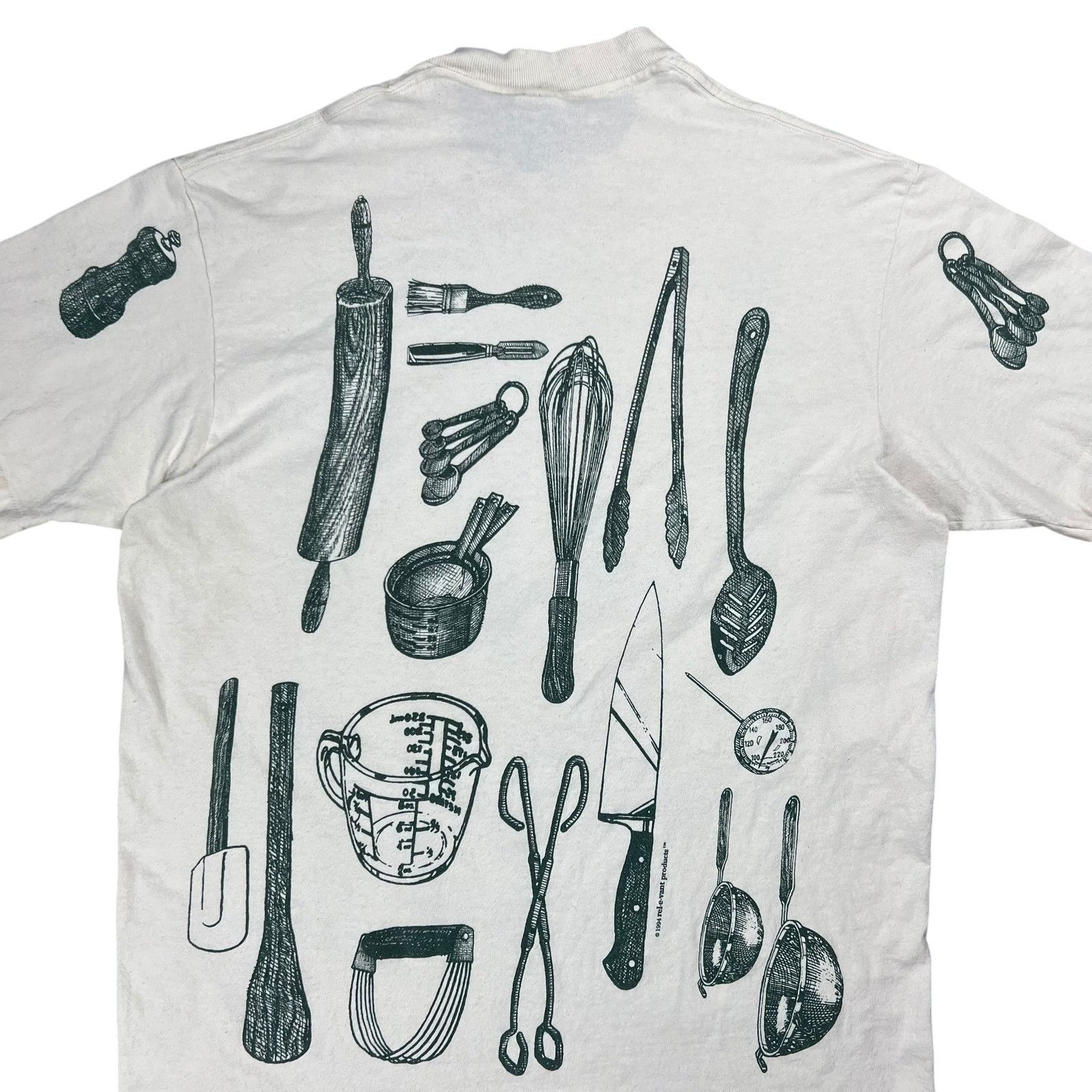 Vintage Vintage 90s Chef cooking utensils all over print tee (L) Size US L / EU 52-54 / 3 - 8 Thumbnail