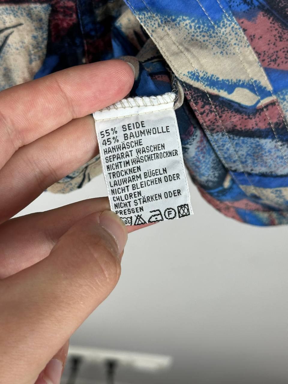 Designer Vintage Painted Graphic Print Silk Long Sleeve Shirt Size US L / EU 52-54 / 3 - 6 Thumbnail