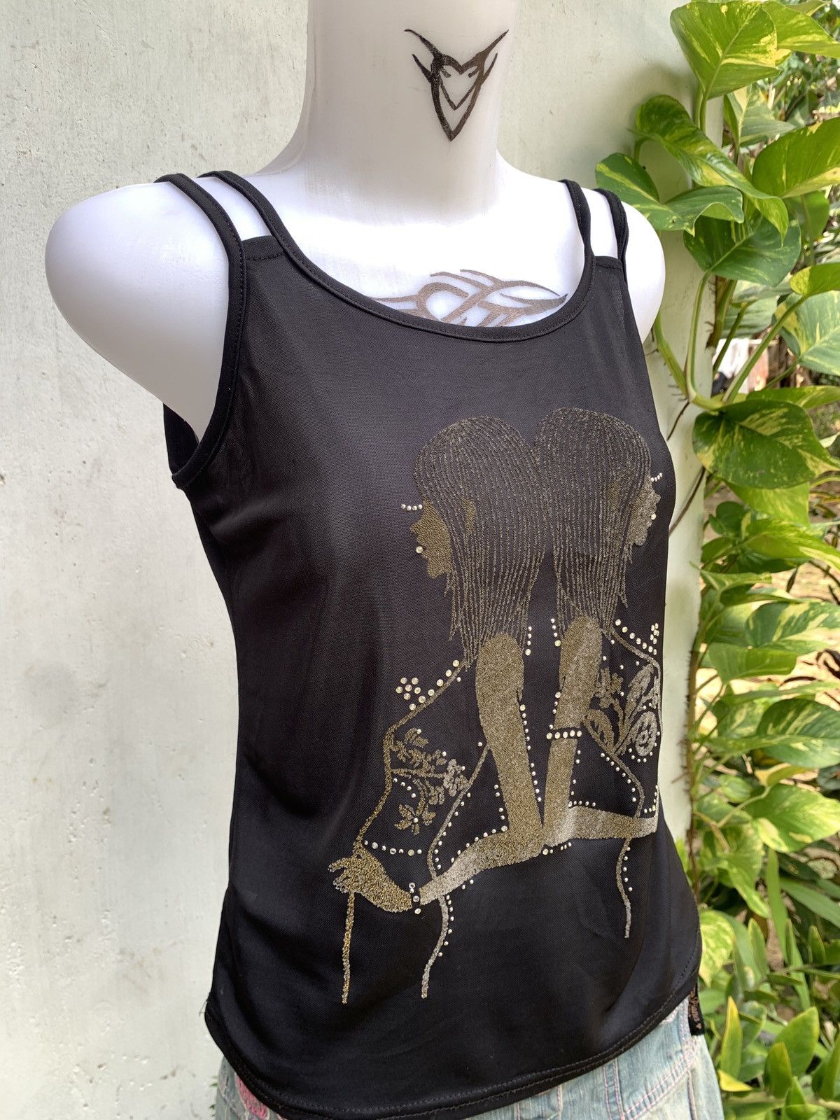 Japanese Brand y2k Girl Glittery Graphic Mesh Tank Top Size S / US 4 / IT 40 - 2 Thumbnail