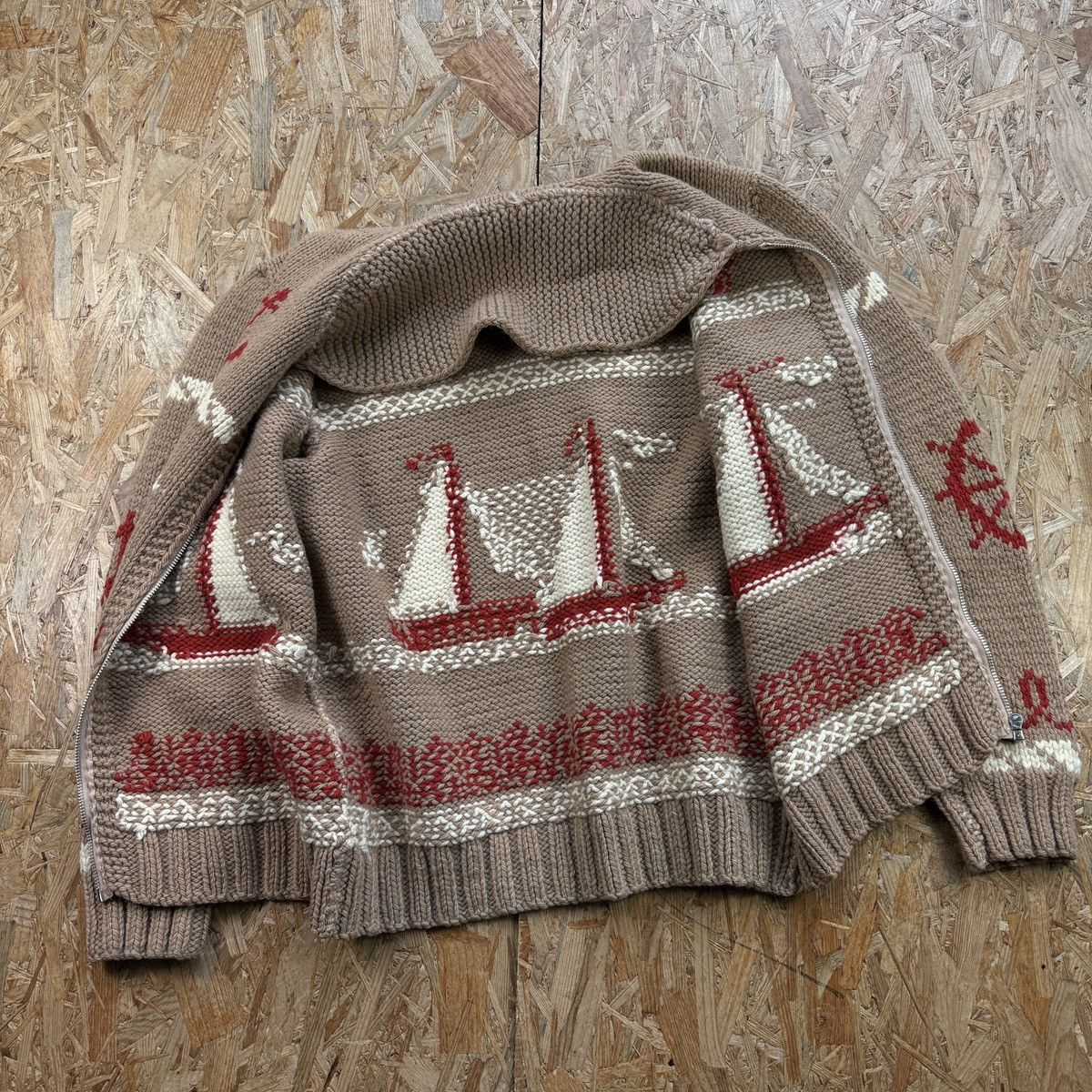 Japanese Brand Cowichan sailboat sweater vintage 1970s knit handmade Size US L / EU 52-54 / 3 - 5 Thumbnail