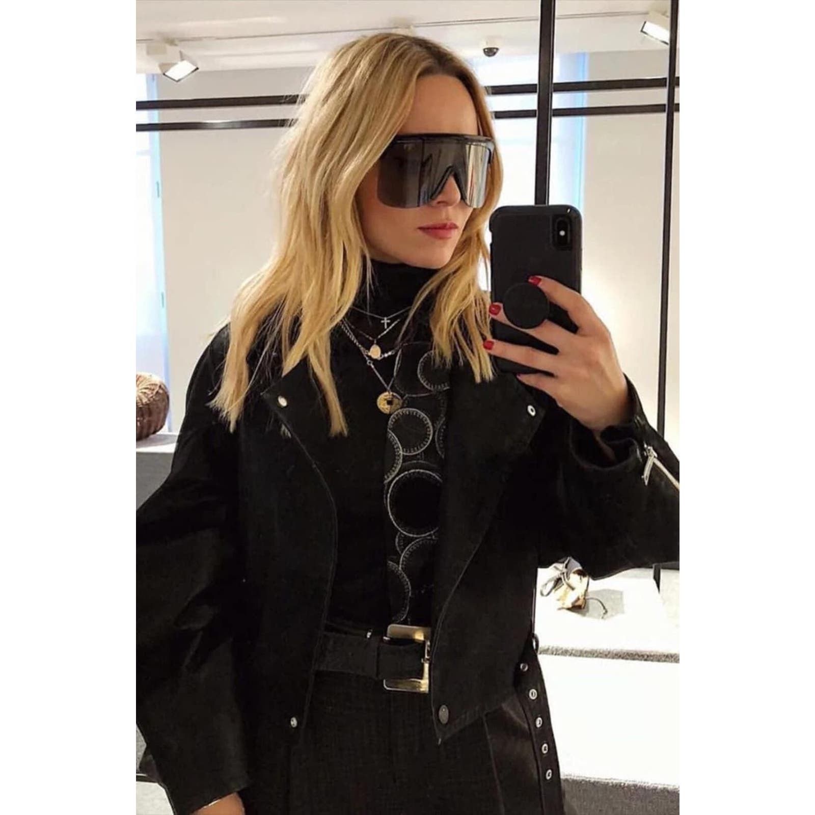 image of New Loewe Lw40034U Shield Mask Sunglasses In Black, Men's