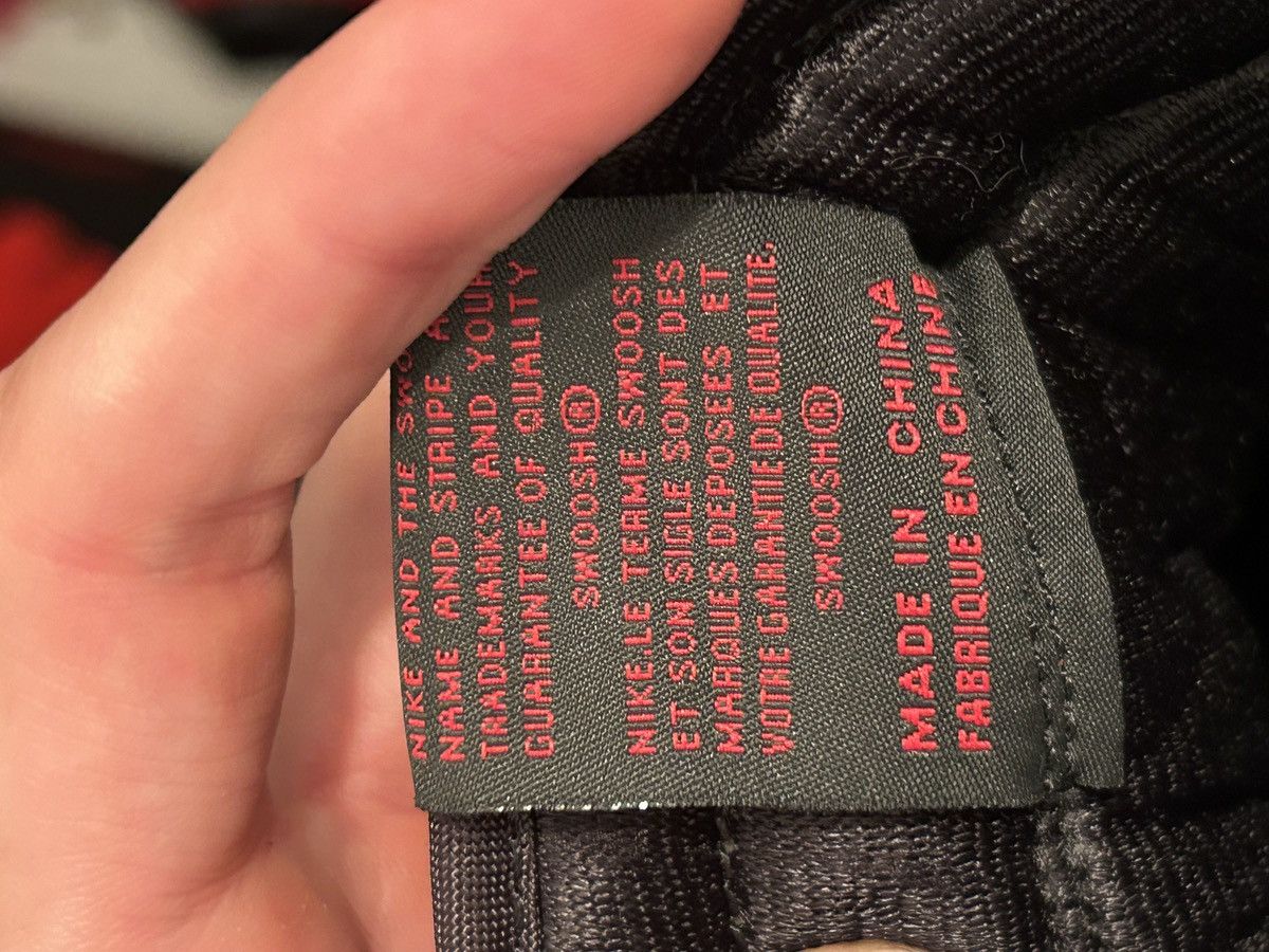 Jordan Brand Jordan 1 bred toe Size US 9 / EU 42 - 8 Thumbnail