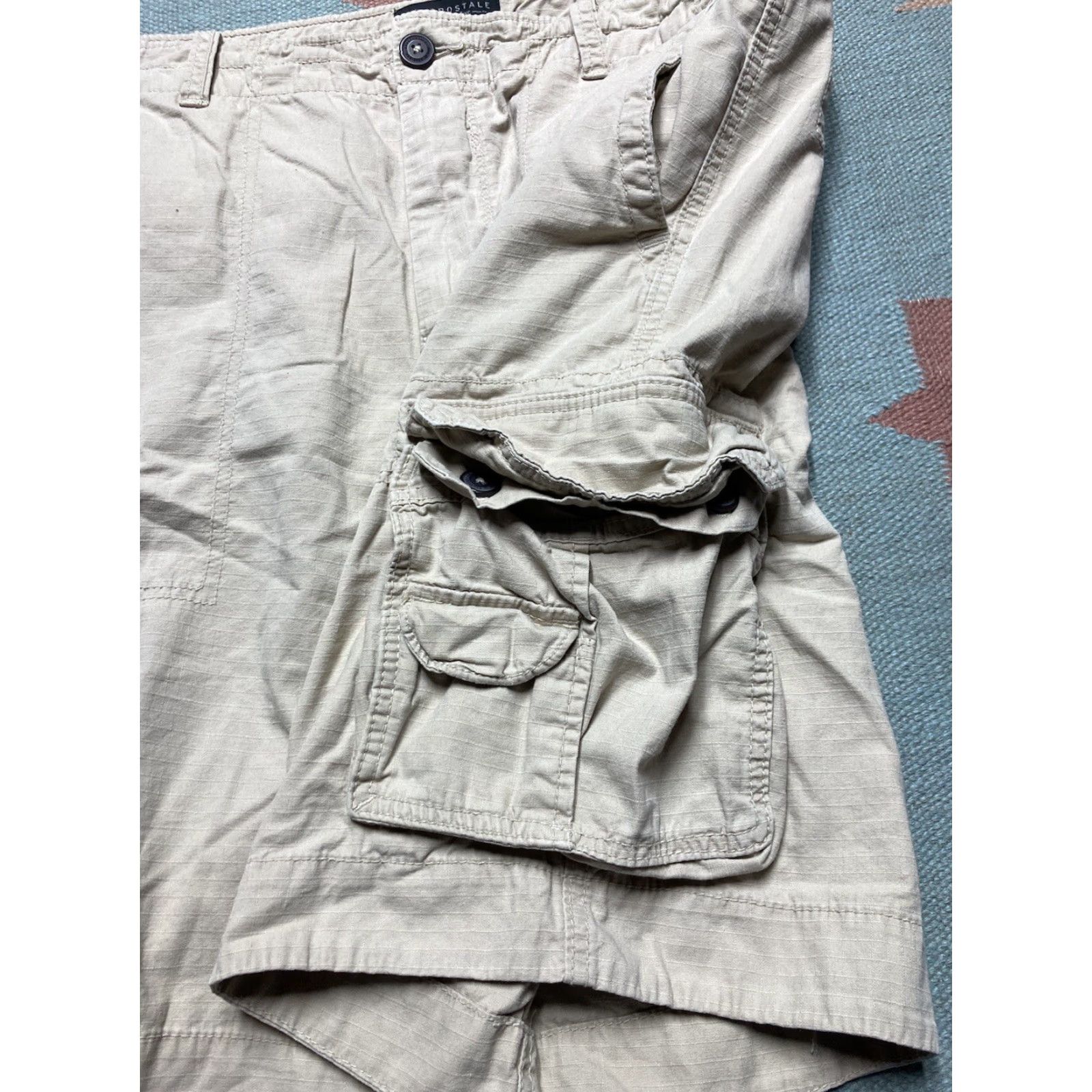 Vintage VINTAGE Aeropostale Cargo Shorts Mens 38 Beige Cotton Ripstop Wide Leg Baggy Skater Size US 38 / EU 54 - 5 Thumbnail