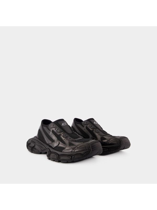 Balenciaga o1bcso1str0126 3XL Slip On Sneakers in Black Size US 6 / IT 36 - 2 Thumbnail