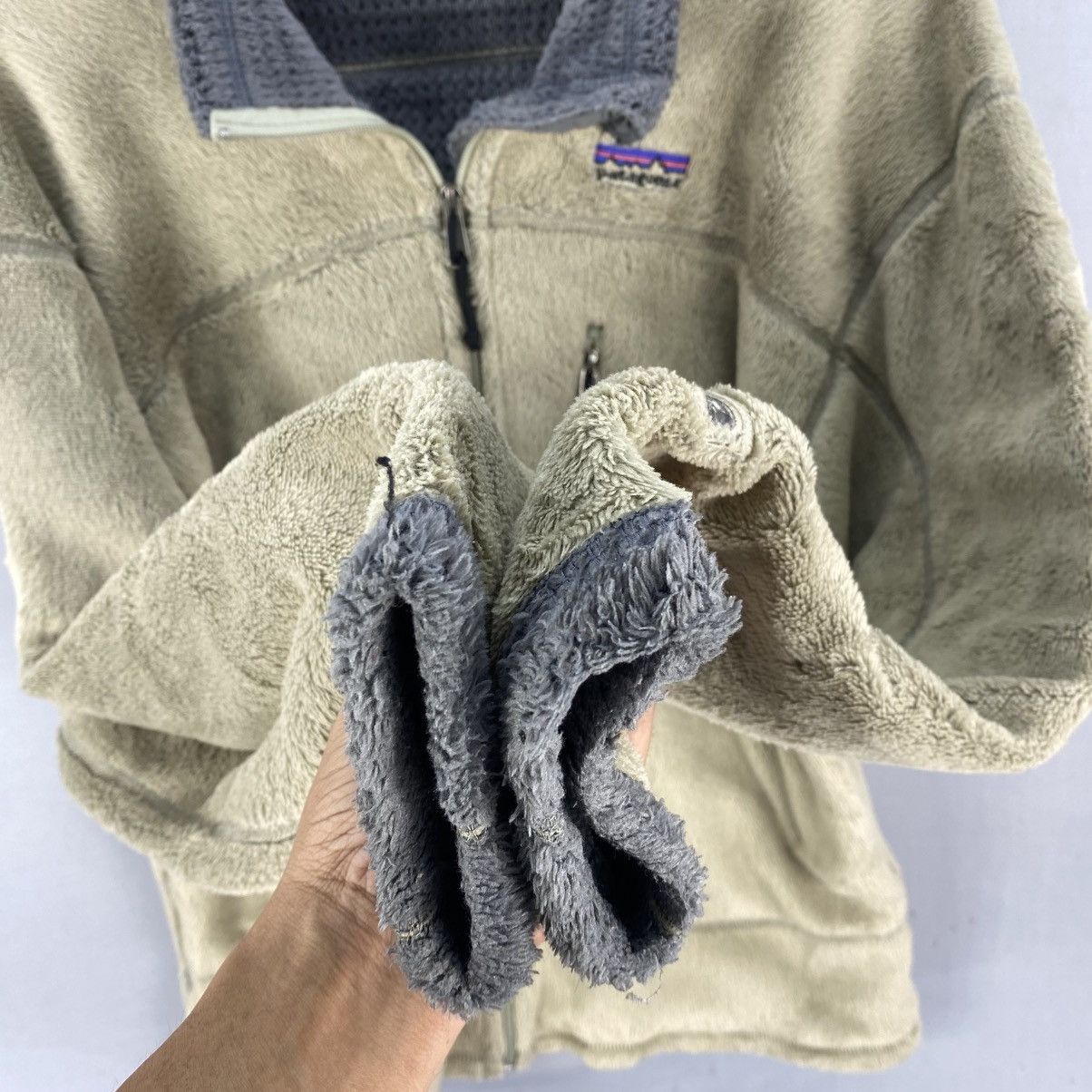Patagonia Vintage Patagonia R2 Fleece Jacket Full Zip Beige Size US L / EU 52-54 / 3 - 11 Thumbnail