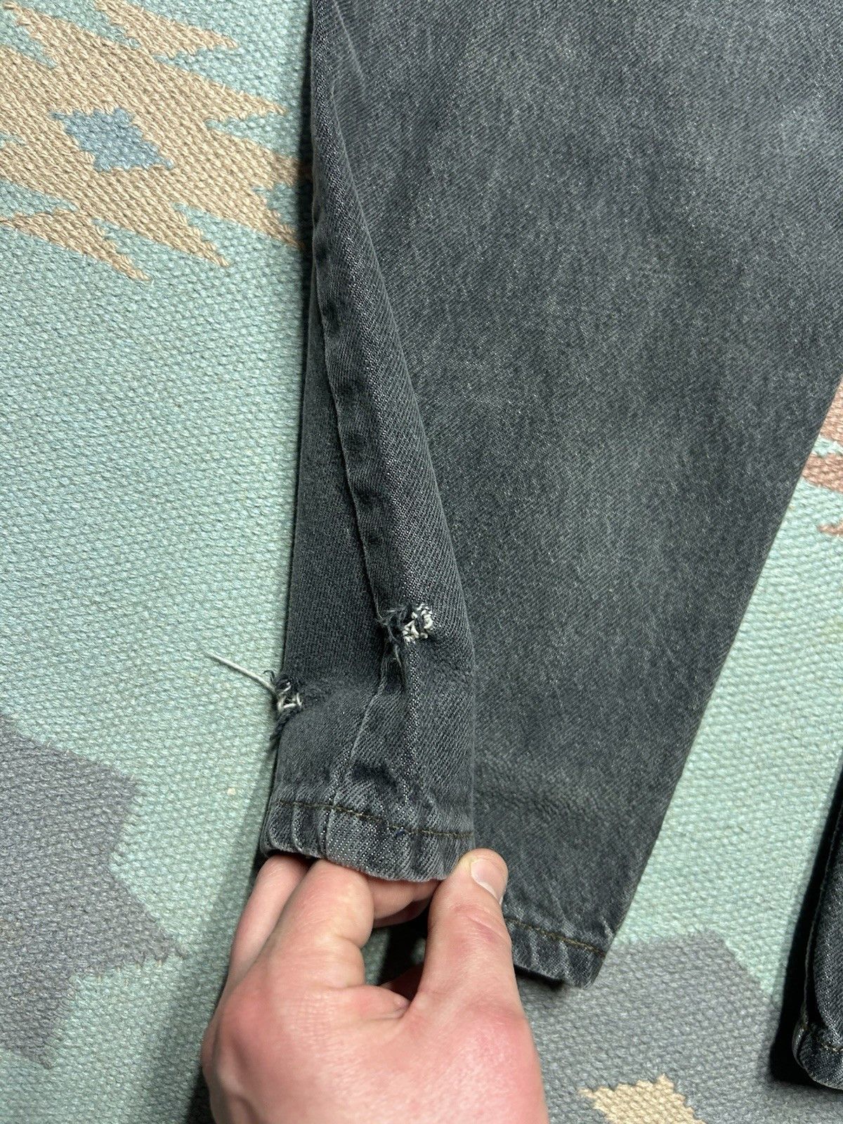 Vintage Vtg 90s Levis 505 jeans faded black distress straight 36x29 Size US 36 / EU 52 - 3 Thumbnail