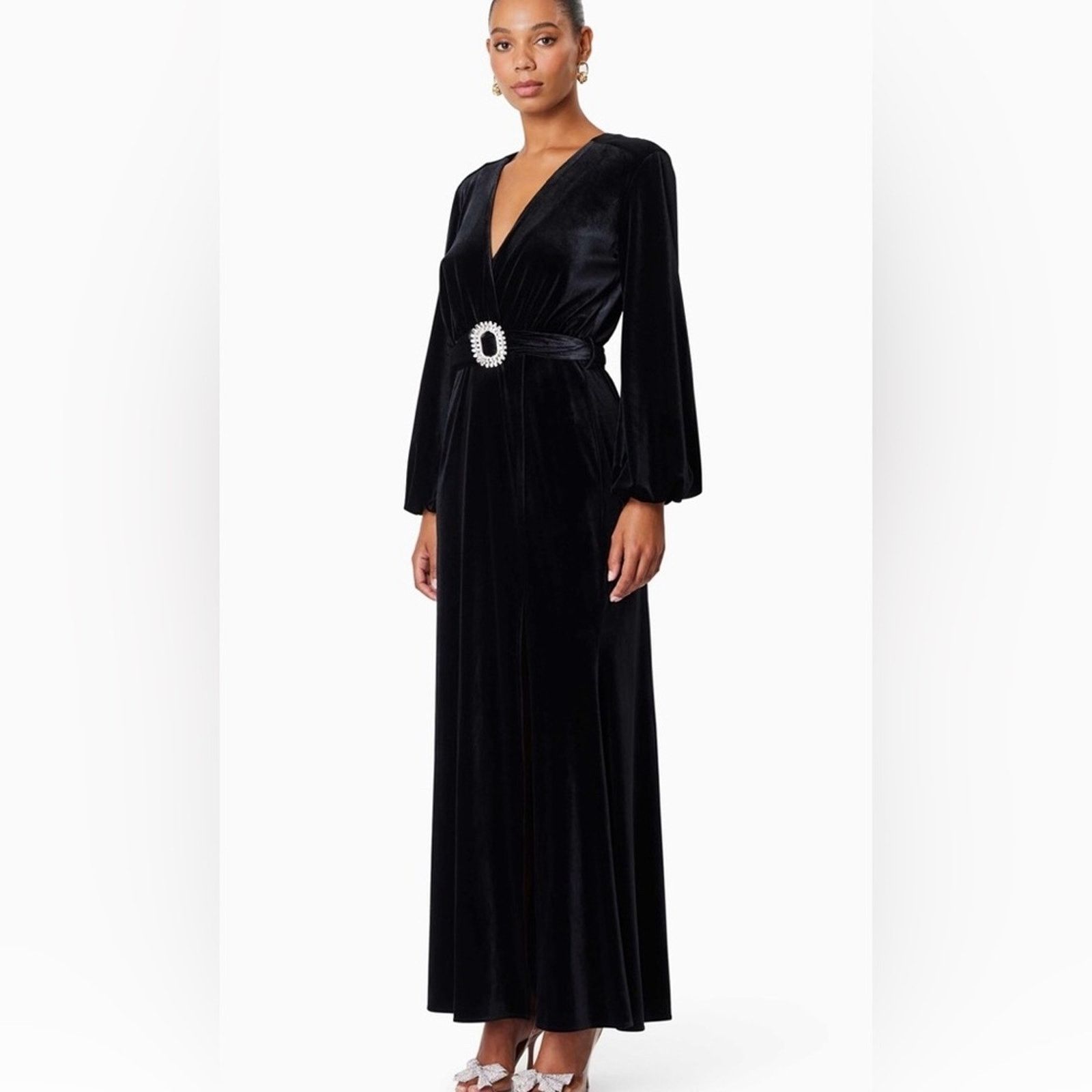 ELLIATT NWT Elliatt Velvet MaxiDress size S (belt w small call out) Size S / US 4 / IT 40 - 2 Thumbnail