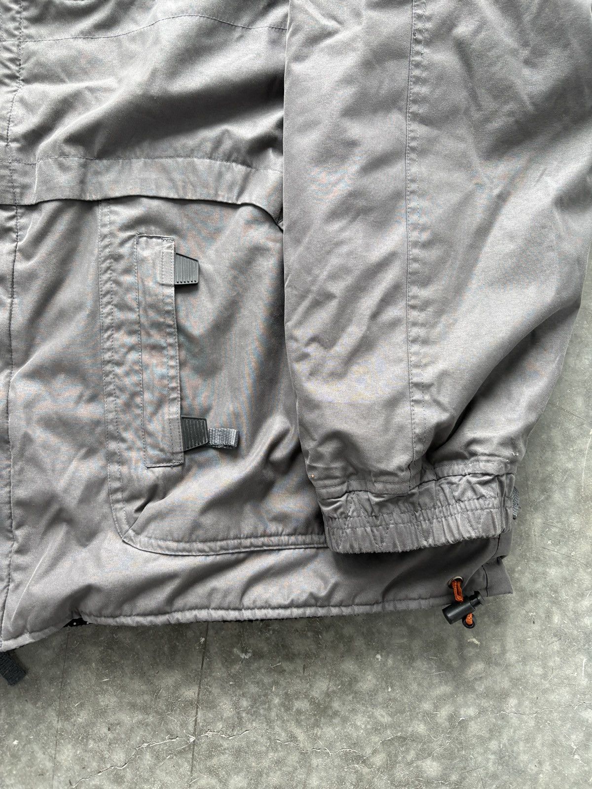 Vintage Vintage Y2K No Boundaries Snowboarding Jacket Utility Gorp Size US XL / EU 56 / 4 - 4 Thumbnail