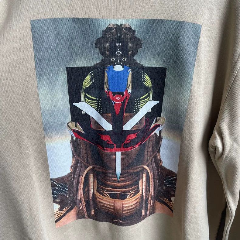 Givenchy Givenchy Robot sweater / Khaki / M size Size US M / EU 48-50 / 2 - 2 Thumbnail