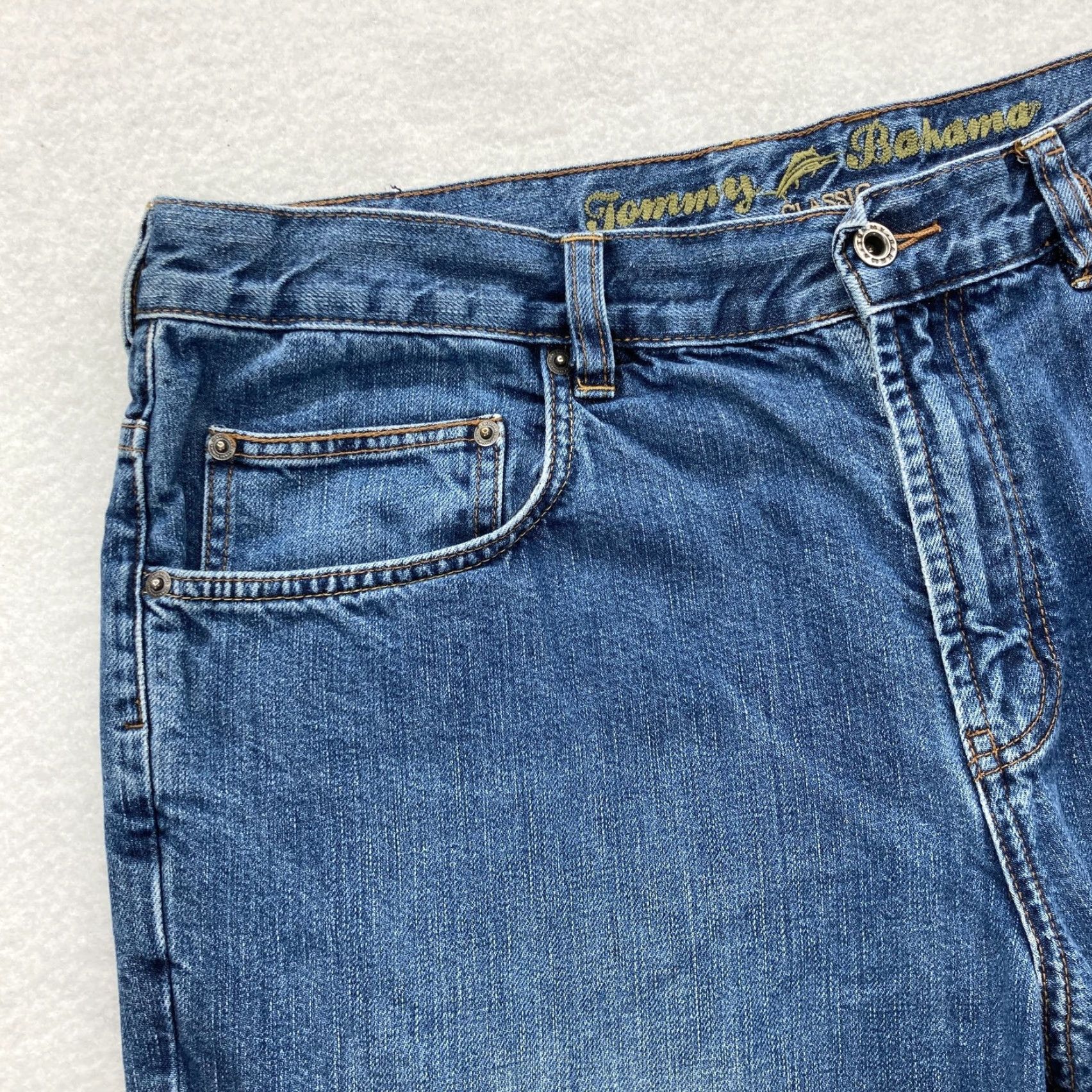 Tommy Bahama Tommy Bahama Jeans Mens 38x32 Blue Classic Fit Medium Wash Five Pocket Denim Shirt? Size US 38 / EU 54 - 3 Thumbnail