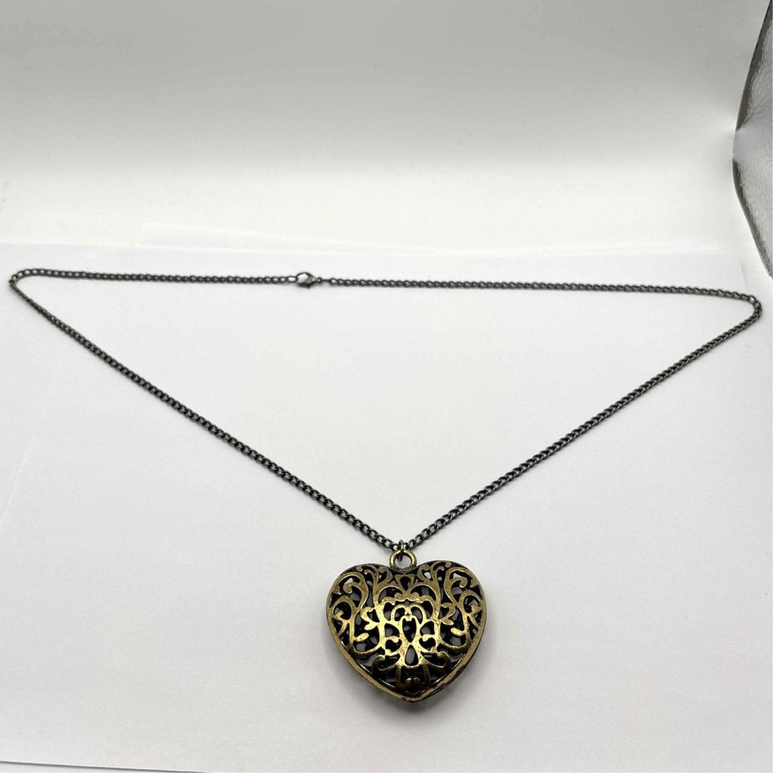 Other Gold & Silver Heart Necklace Size ONE SIZE - 6 Thumbnail