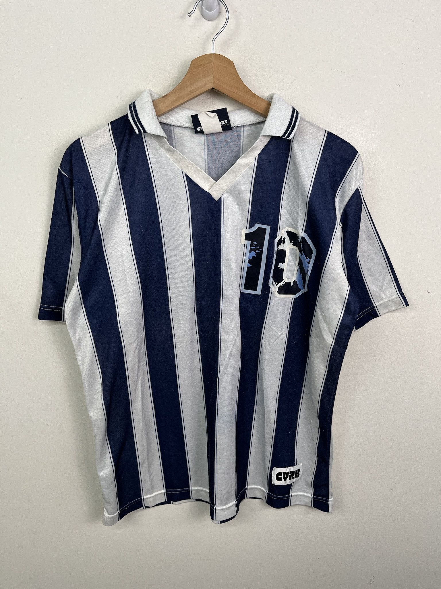 Other Vintage Soccer Jersey #10 Messi CYRK Striped Jersey Size S Distressed Size US S / EU 44-46 / 1 - 1 Thumbnail