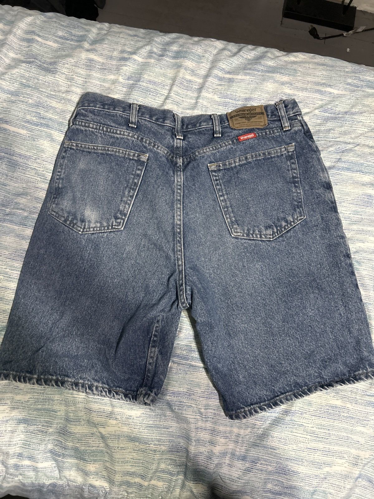 Wrangler Wrangler Jorts Size US 36 / EU 52 - 2 Thumbnail