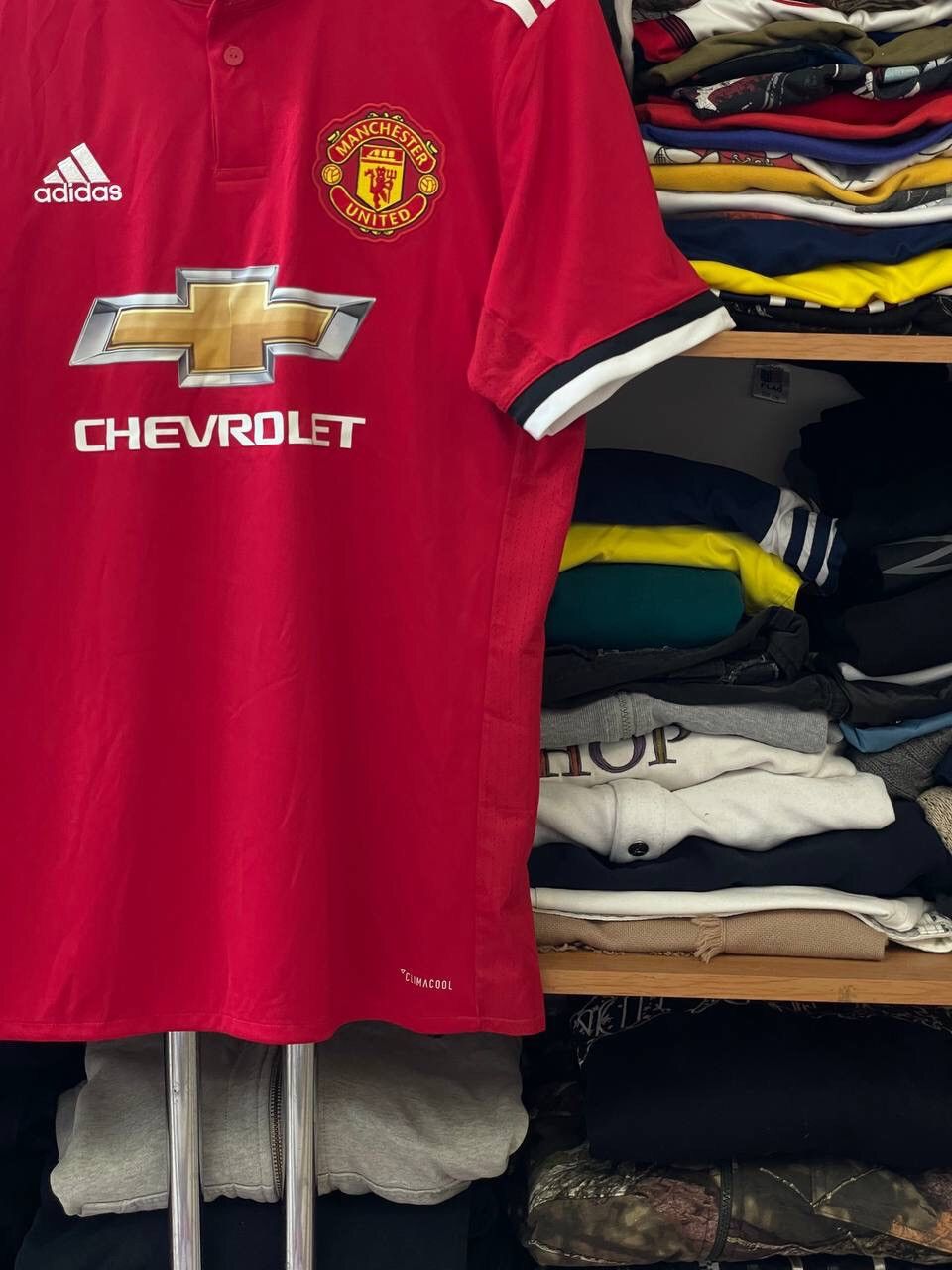Nike Nike Manchester Unied 2016/ 2017 home jersey Size US M / EU 48-50 / 2 - 6 Thumbnail