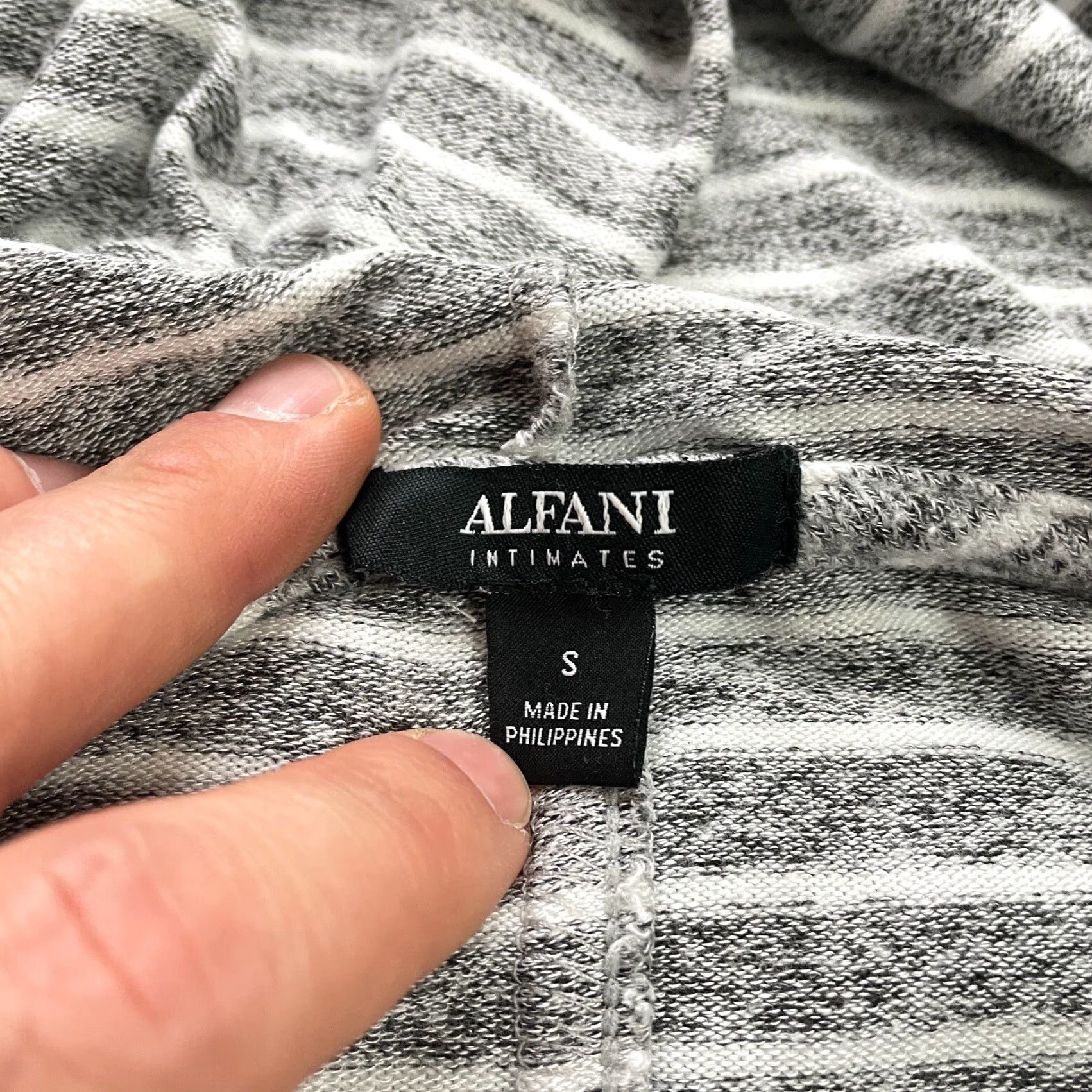 Alfani Alfani Intimates Hoodie Sweatshirt Womens Small Gray White Striped Sleepwear Size M / US 6-8 / IT 42-44 - 3 Thumbnail