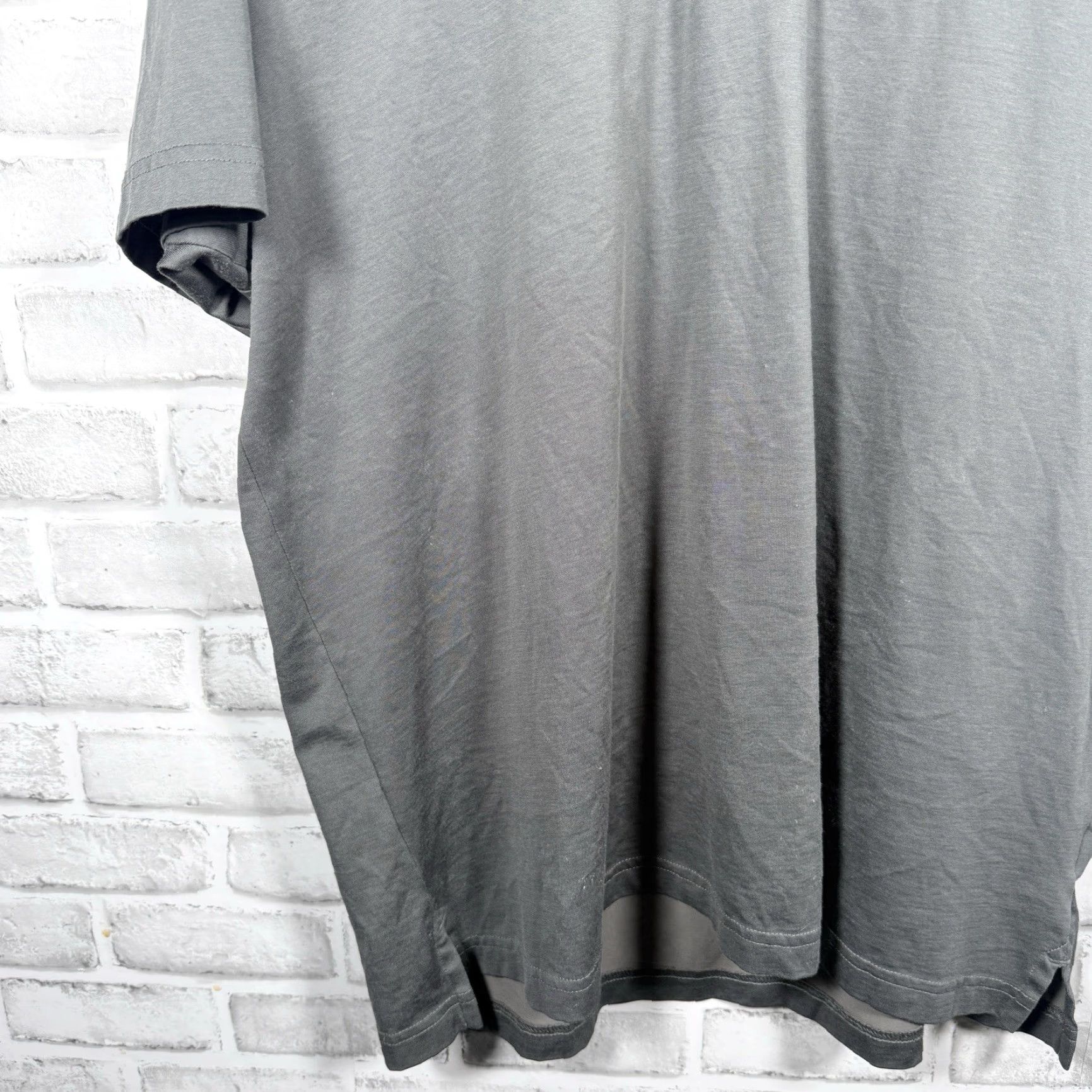 TravisMathew TRAVIS MATHEW Gray Casual Polo Shirt Adult XXL Mens Size US XXL / EU 58 / 5 - 3 Thumbnail