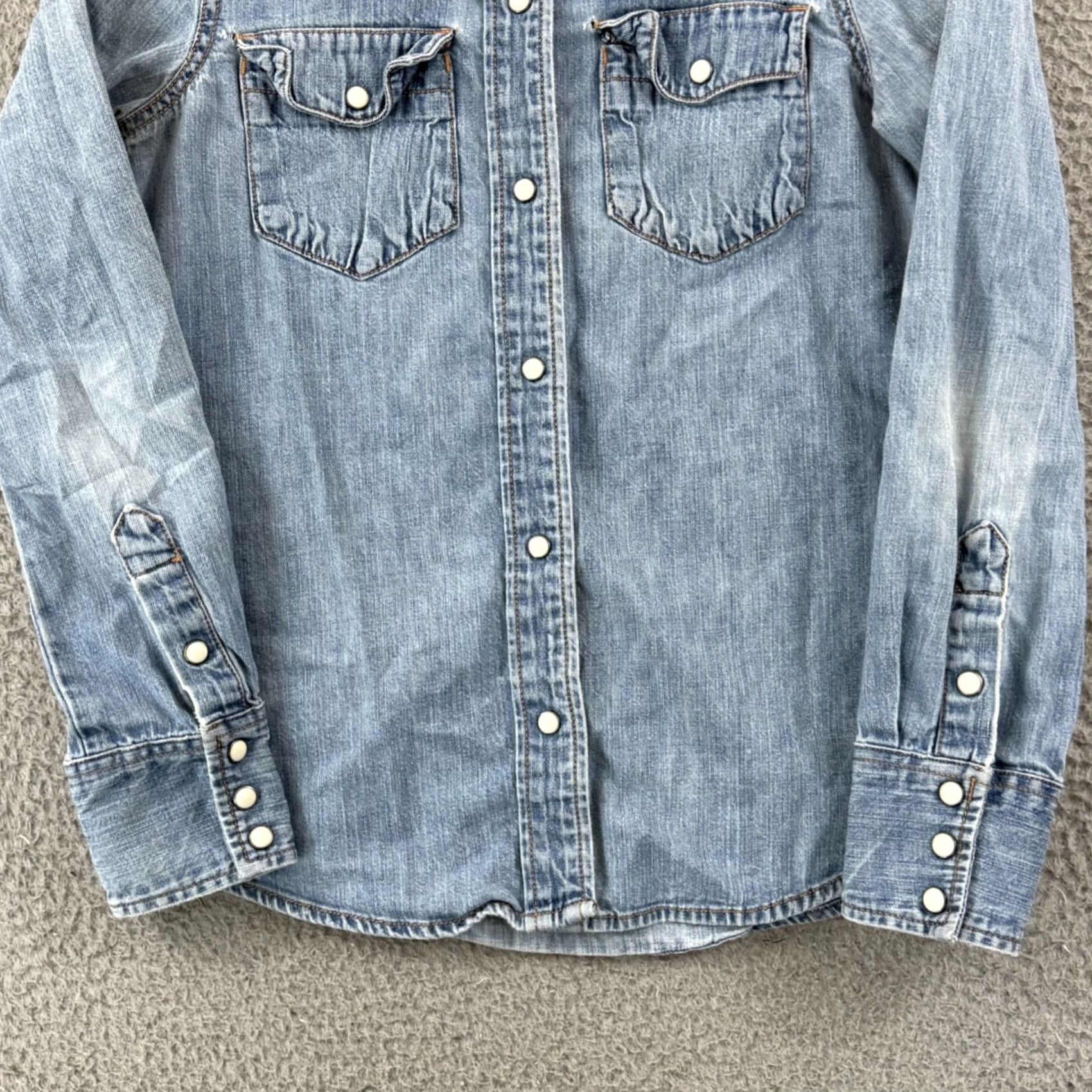J.Crew J.CREW Shirt Womens 0 Blue Chambray Oarsman Long Sleeve Button Up Casual Size XS / US 0-2 / IT 36-38 - 2 Thumbnail