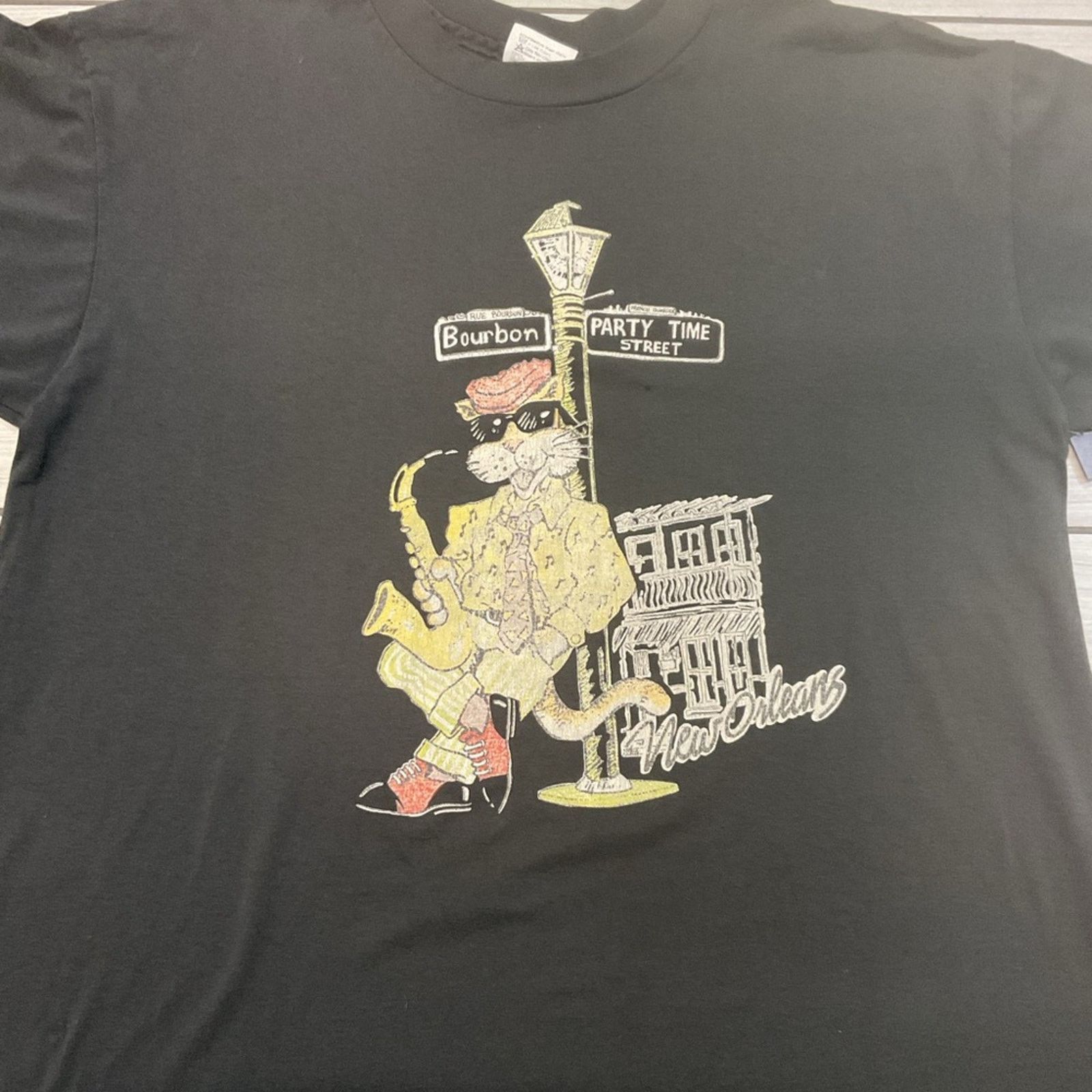 Hanes Vintage 80s New Orleans Mardi Gras Bourbon St Cat T-Shirt Size US XL / EU 56 / 4 - 4 Thumbnail