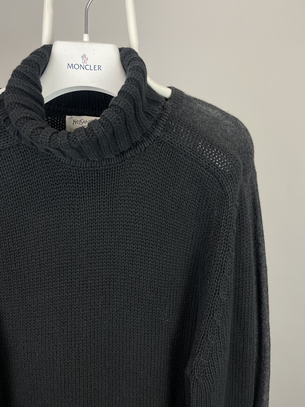Yves Saint Laurent Yves Saint Laurent YSL sweater men jumper logo M black Size US M / EU 48-50 / 2 - 15 Thumbnail