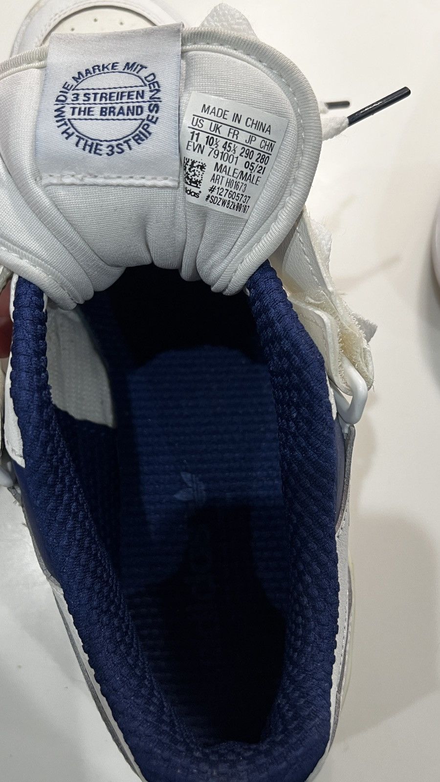 Adidas New adidas Velcro sneakers Size US 11 / EU 44 - 3 Thumbnail