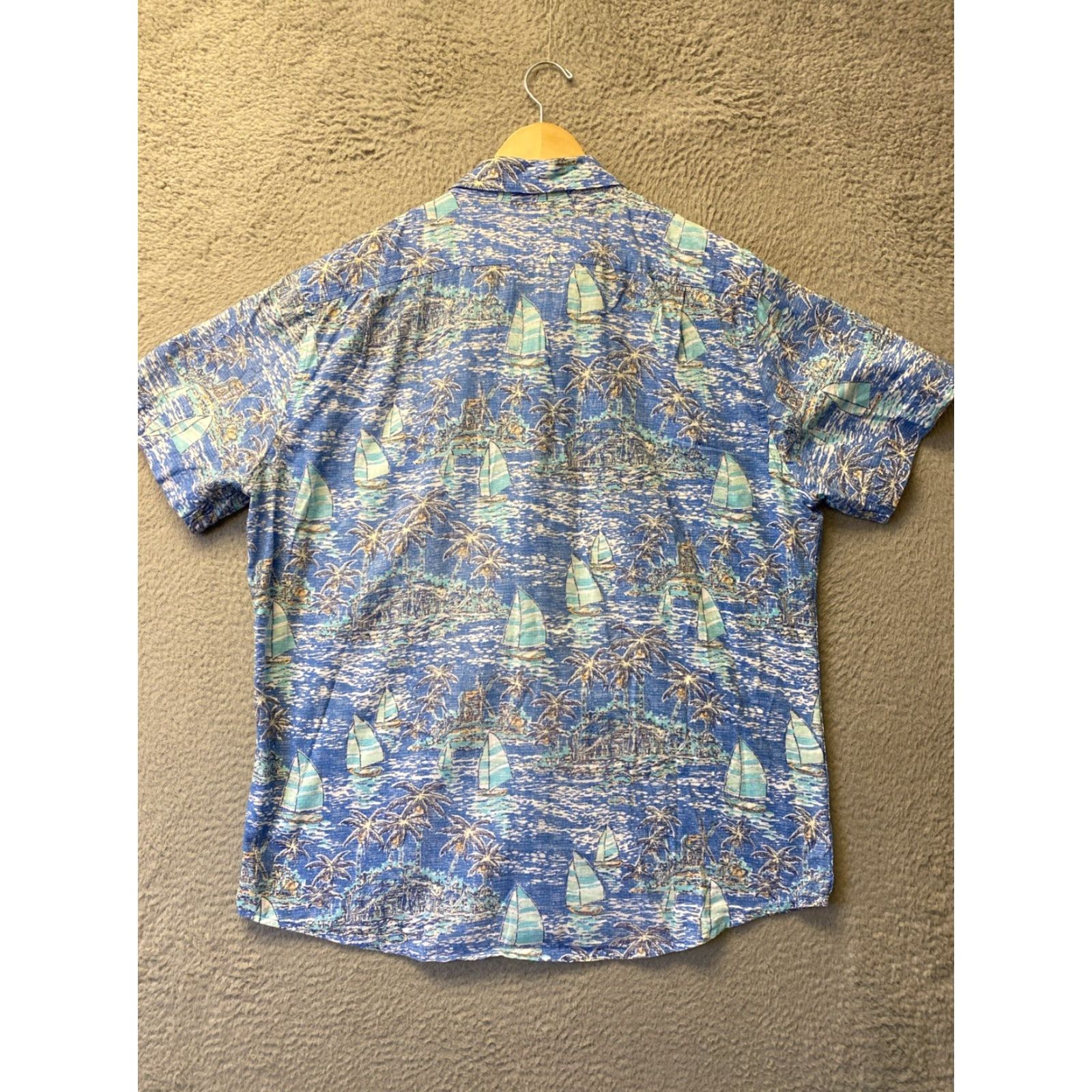 Izod VINTAGE IZOD Saltwater Shirt Men’s XL Blue Casual Short Sleeve Button Down Size US XL / EU 56 / 4 - 5 Thumbnail