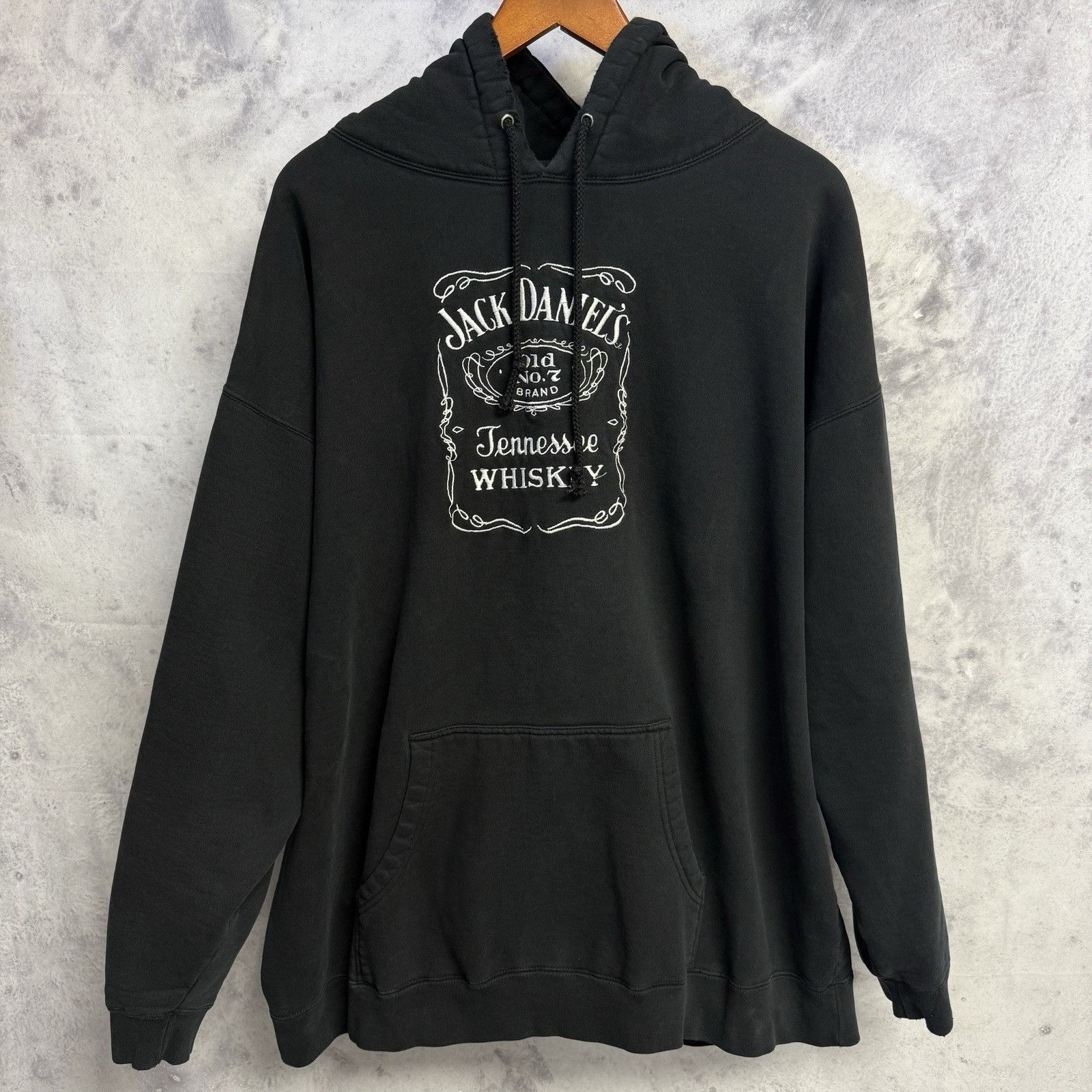 Vintage Vintage Jack Daniels Hoodie Sweatshirt Mens 2XL Black Embroi Size US XXL / EU 58 / 5 - 1 Thumbnail