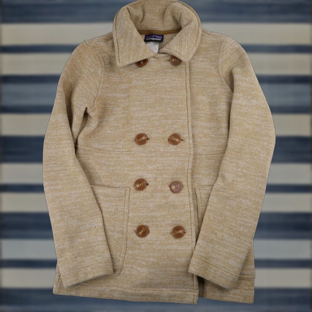 Patagonia VINTAGE Patagonia Womens Medium Double Breasted Fleece Jacket Tan Size M / US 6-8 / IT 42-44 - 1 Thumbnail