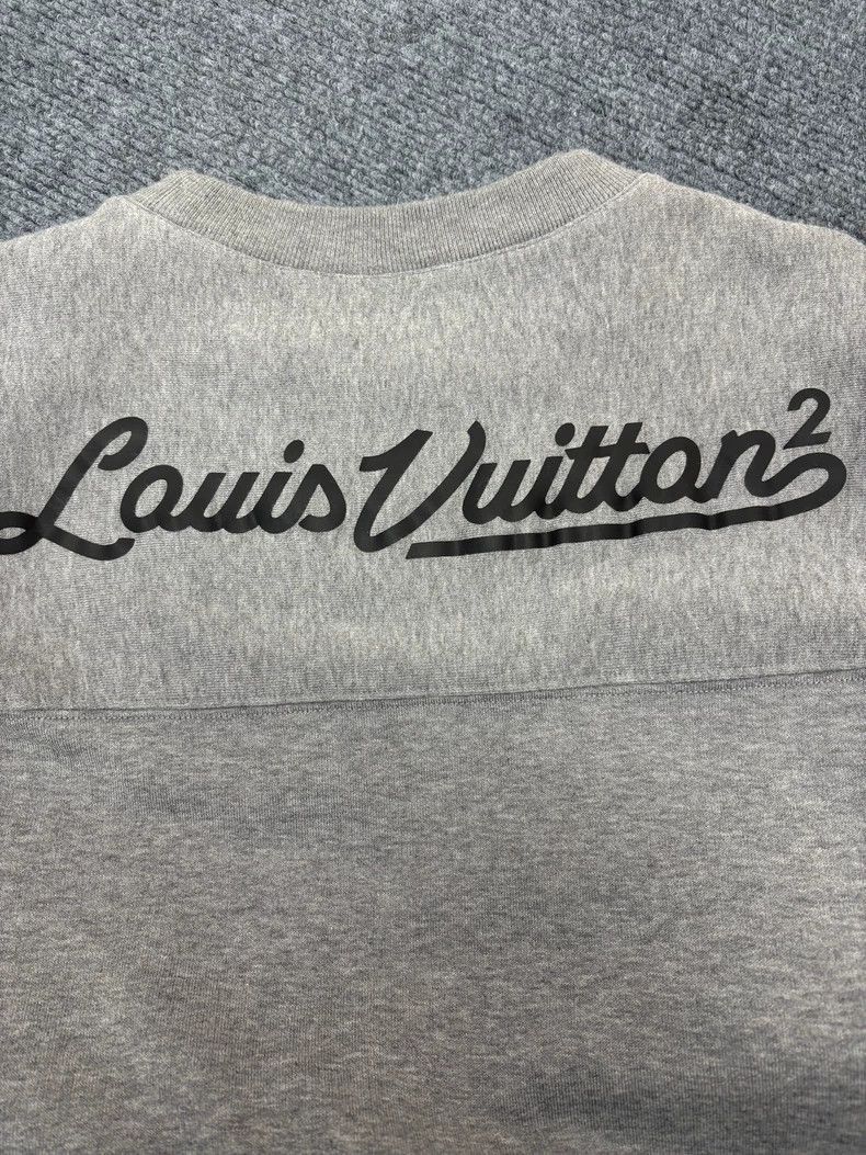 Louis Vuitton Louis Vuitton Heart Sweatshirt Size S -2505 Size US S / EU 44-46 / 1 - 5 Thumbnail