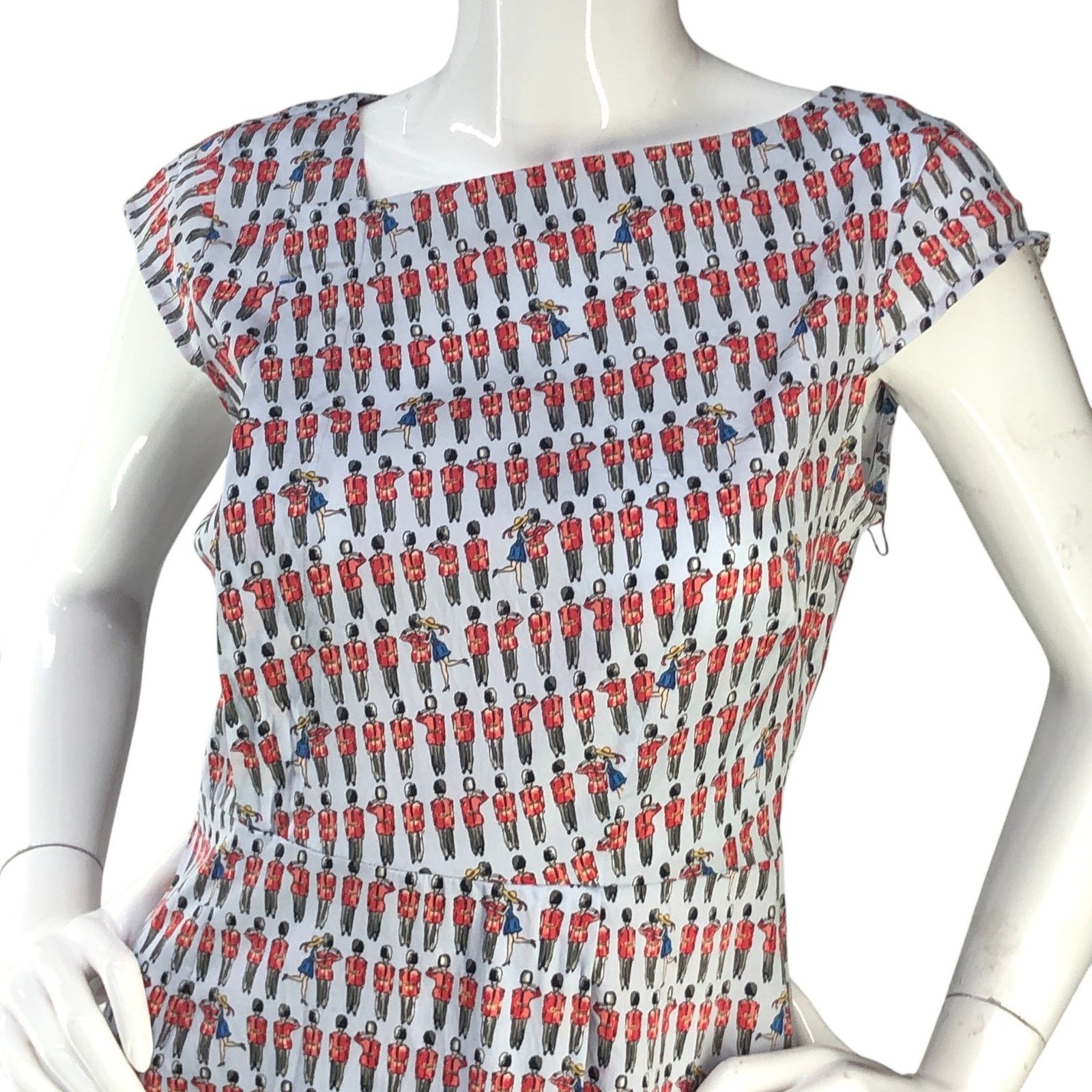 Savile Row The Savile Row Company Sz 2 Dress Royal Guard Novelty Print Size XS / US 0-2 / IT 36-38 - 2 Thumbnail