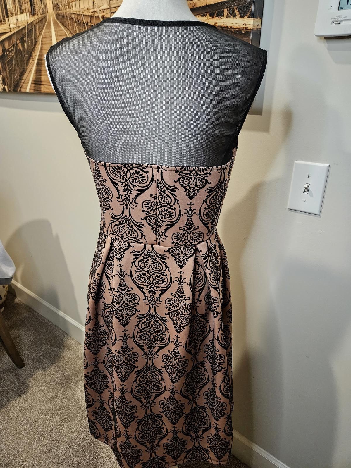 Designer Enfocus Black and Blush Dress with Sheer Top #365 Size M / US 6-8 / IT 42-44 - 3 Thumbnail