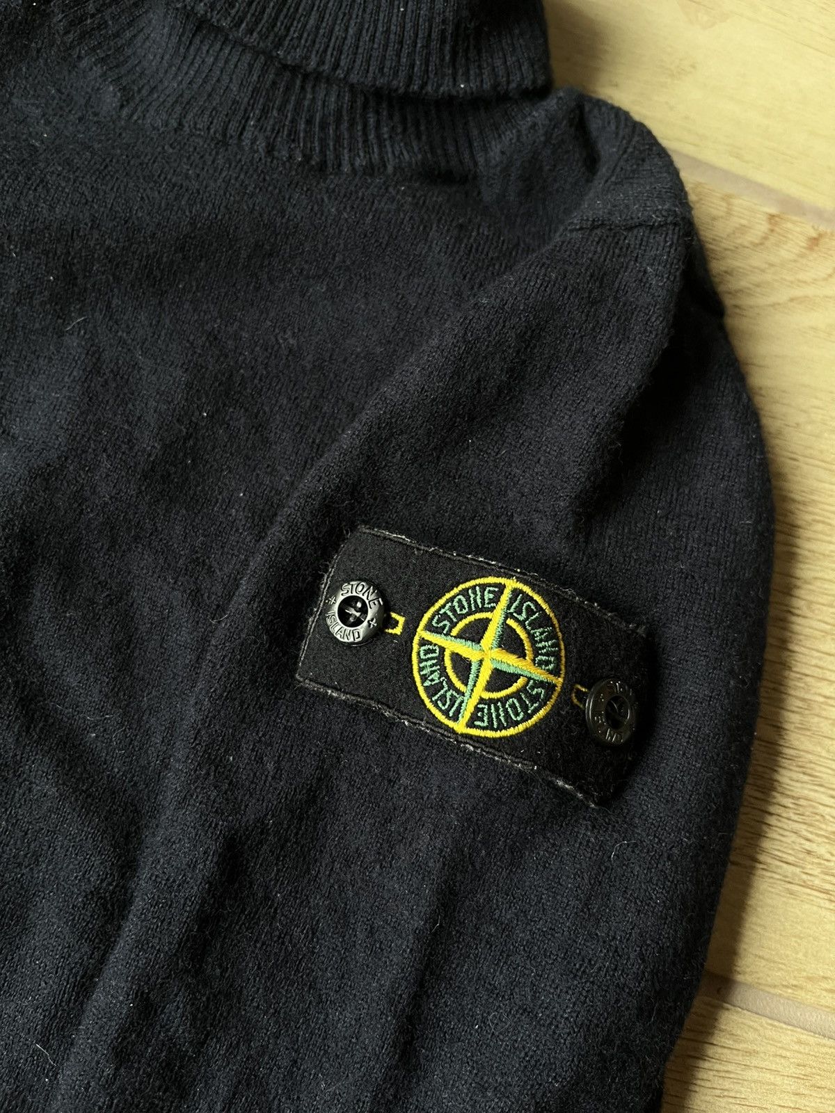 Stone Island × Vintage Stone Island Vintage 100% Wool Sweater JUNOIR Streetwear Size US M / EU 48-50 / 2 - 5 Thumbnail
