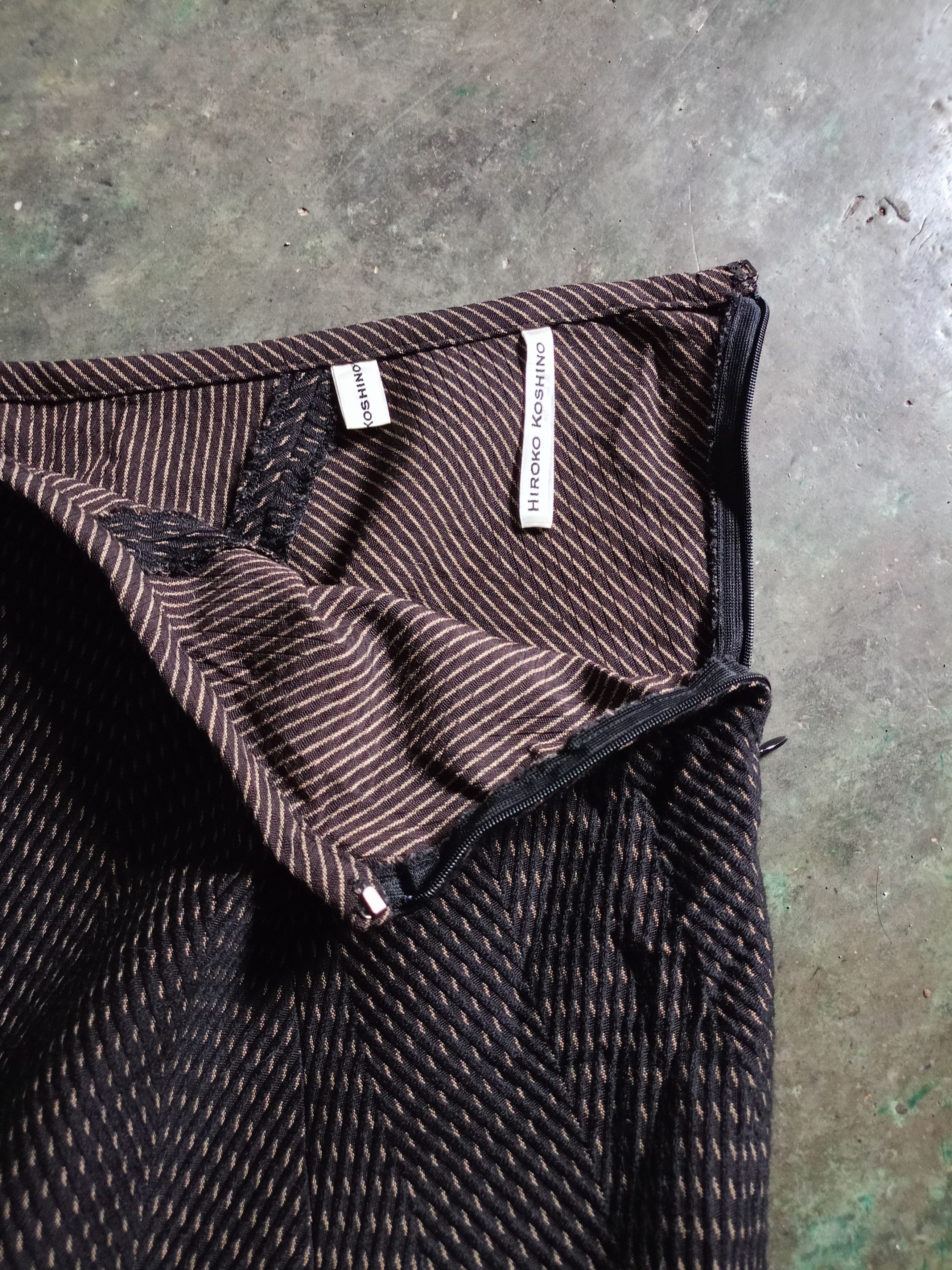 Hiroko Koshino Homme × Japanese Brand Hiroko Koshino Skirts Size 28" / US 6 / IT 42 - 5 Thumbnail