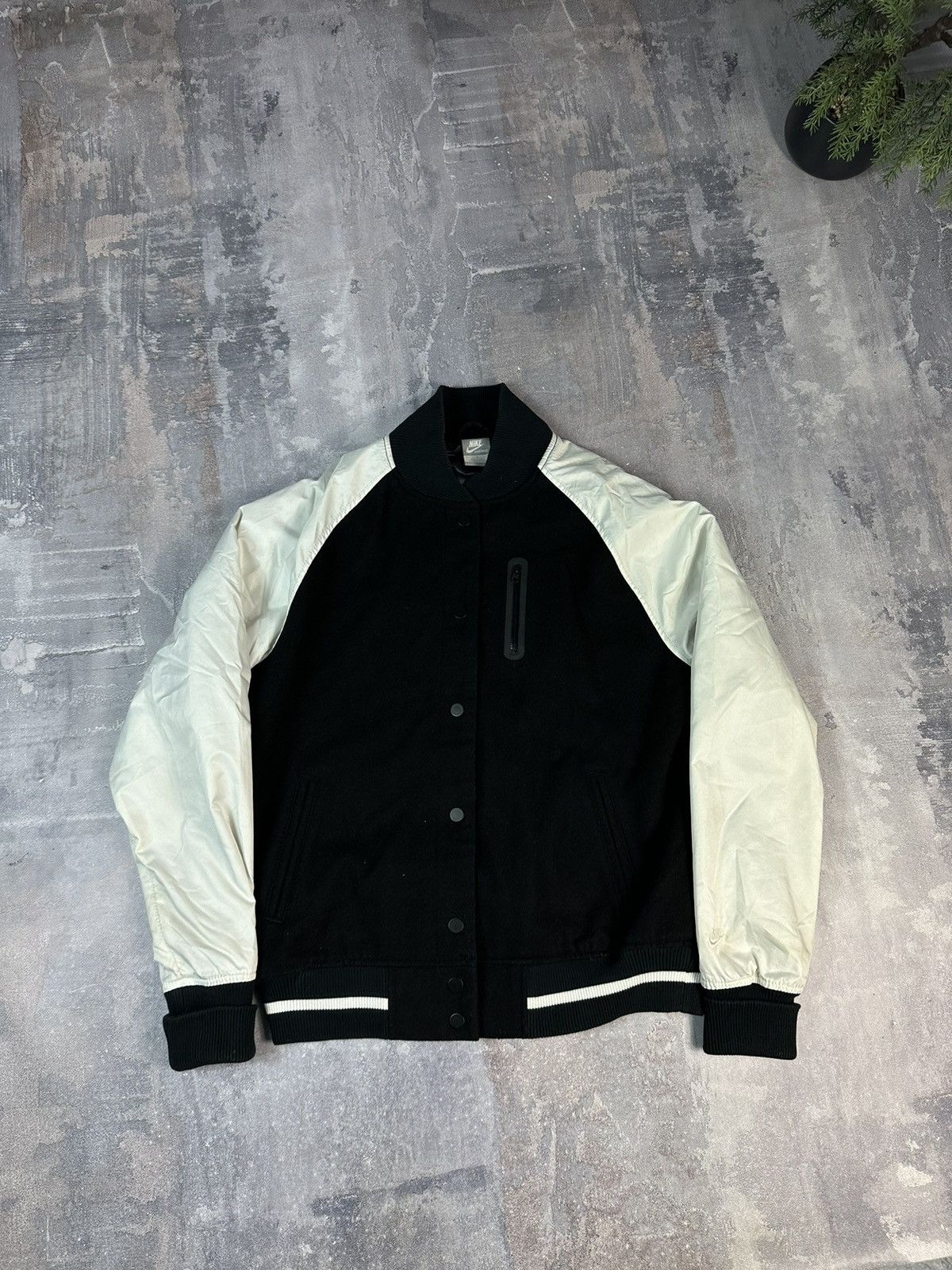 Nike × Vintage NIKE WMNS WOOL RAGLAN DESTROYER JACKET TECH FLEECE Size L / US 10 / IT 46 - 1 Thumbnail