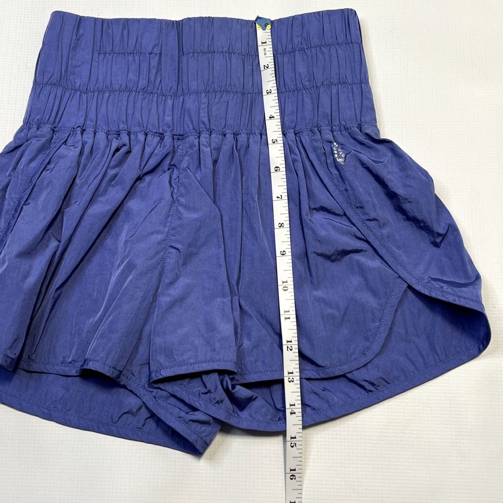 Free People Free People Movement Shorts Womens Small Blue High Waisted Lined Athletic Slim Fit Smocked Casual Activewear Size 28" / US 6 / IT 42 - 3 Thumbnail