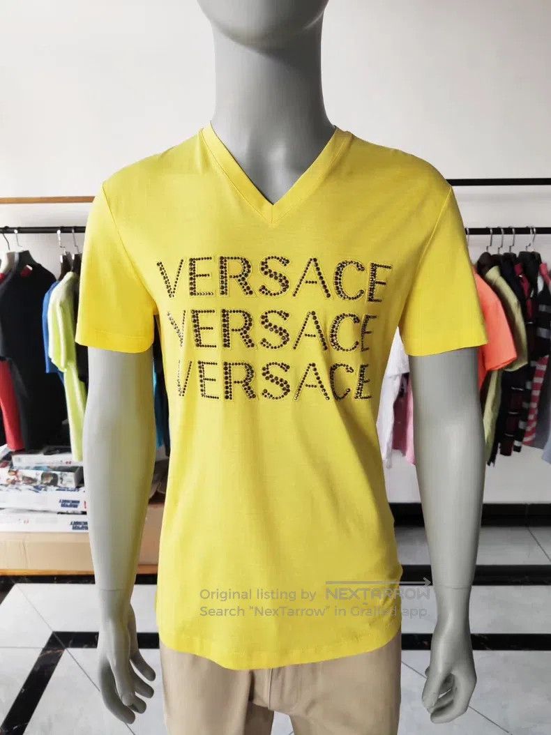 Versace Versace Men's short-sleeved T-shirt Size US XS / EU 42 / 0 - 1 Thumbnail