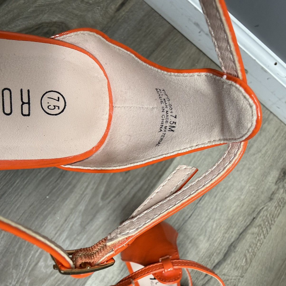 Rogue Rouge! Bright Orange Patent Strappy Ankle-Wrap Heels Size US 7.5 / IT 37.5 - 6 Thumbnail