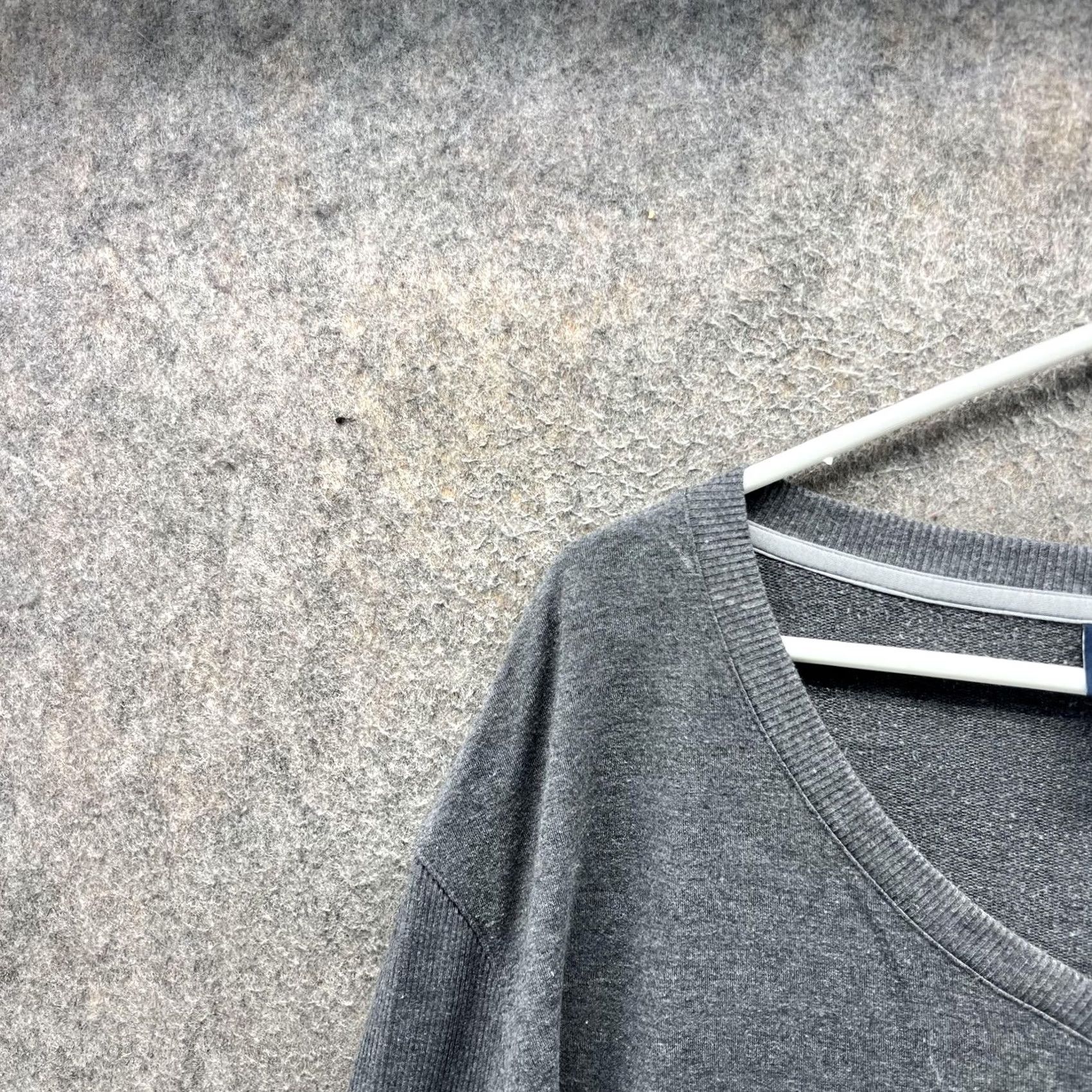Reebok Reebok Sweatshirt Womens 2XL Gray V Neck Lightweight Pullover Top Knit Heather Shirt Womens 2XL Gray V-Neck Pullover Lightweight Activewear Size XXL / US 16-18 / IT 52-54 - 3 Thumbnail