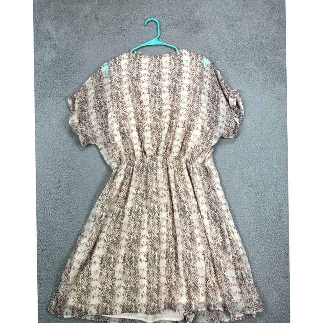 Vintage All In Favor Mini Dress Womens XL Tan Wrap V-Neck Casual Short Sleeve Ladies NEW Size 40" / US 18 - 2 Thumbnail