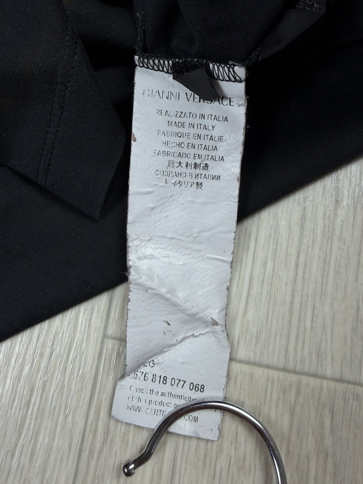 Versace Gianni Versace Distressed T Shirt Big Logo Medusa Size US L / EU 52-54 / 3 - 7 Thumbnail