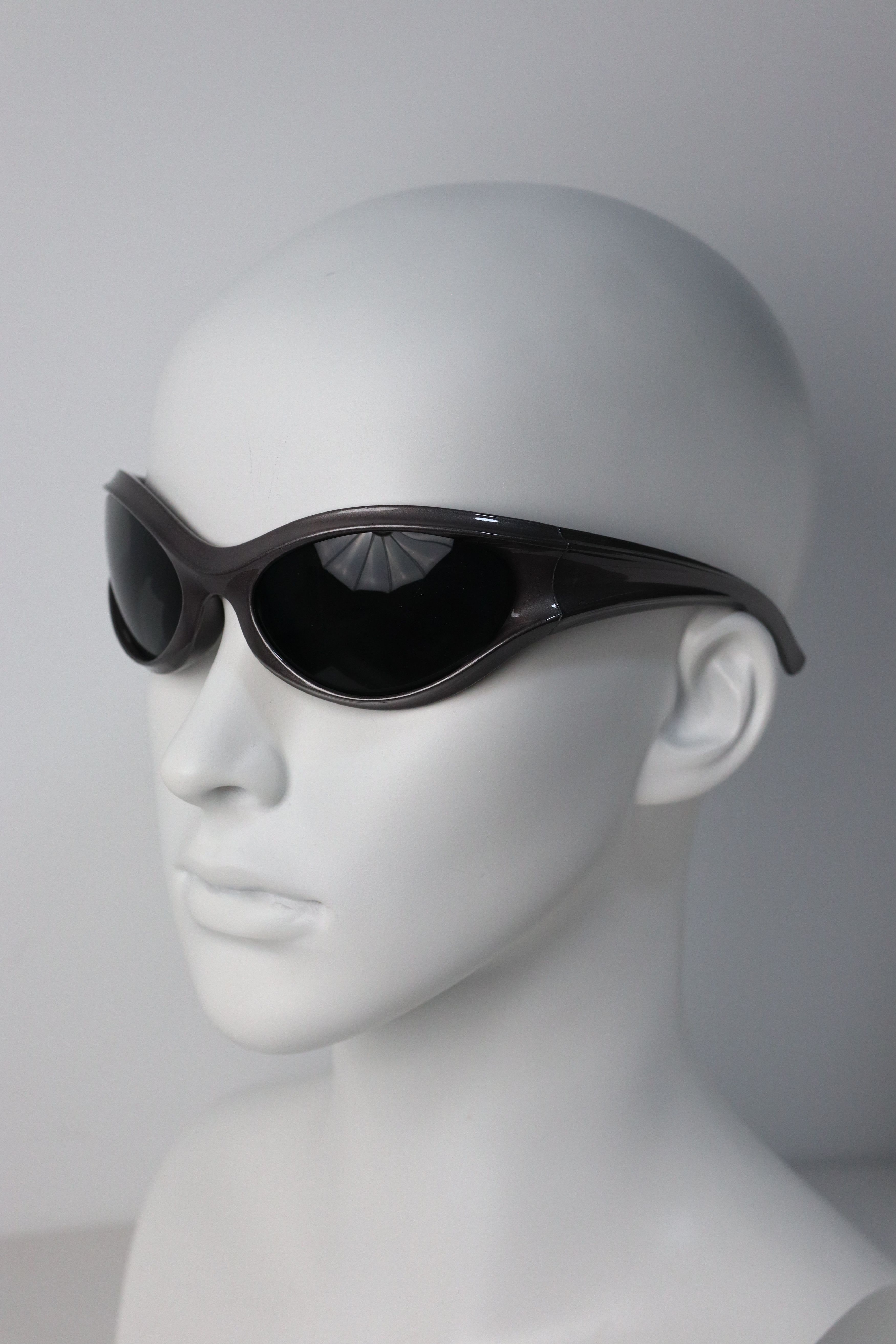 Japanese Brand Y2k Avant Garde Futuristic Gunmetal Gray Sunglasses OS Size ONE SIZE - 4 Thumbnail